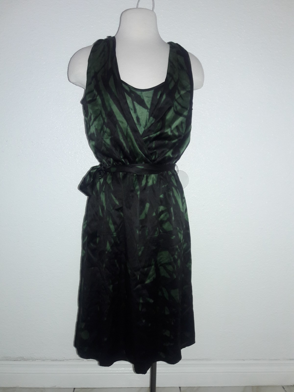 Filippa K Dress Women’s Sleeveless Midi Black green elasticWais Size small