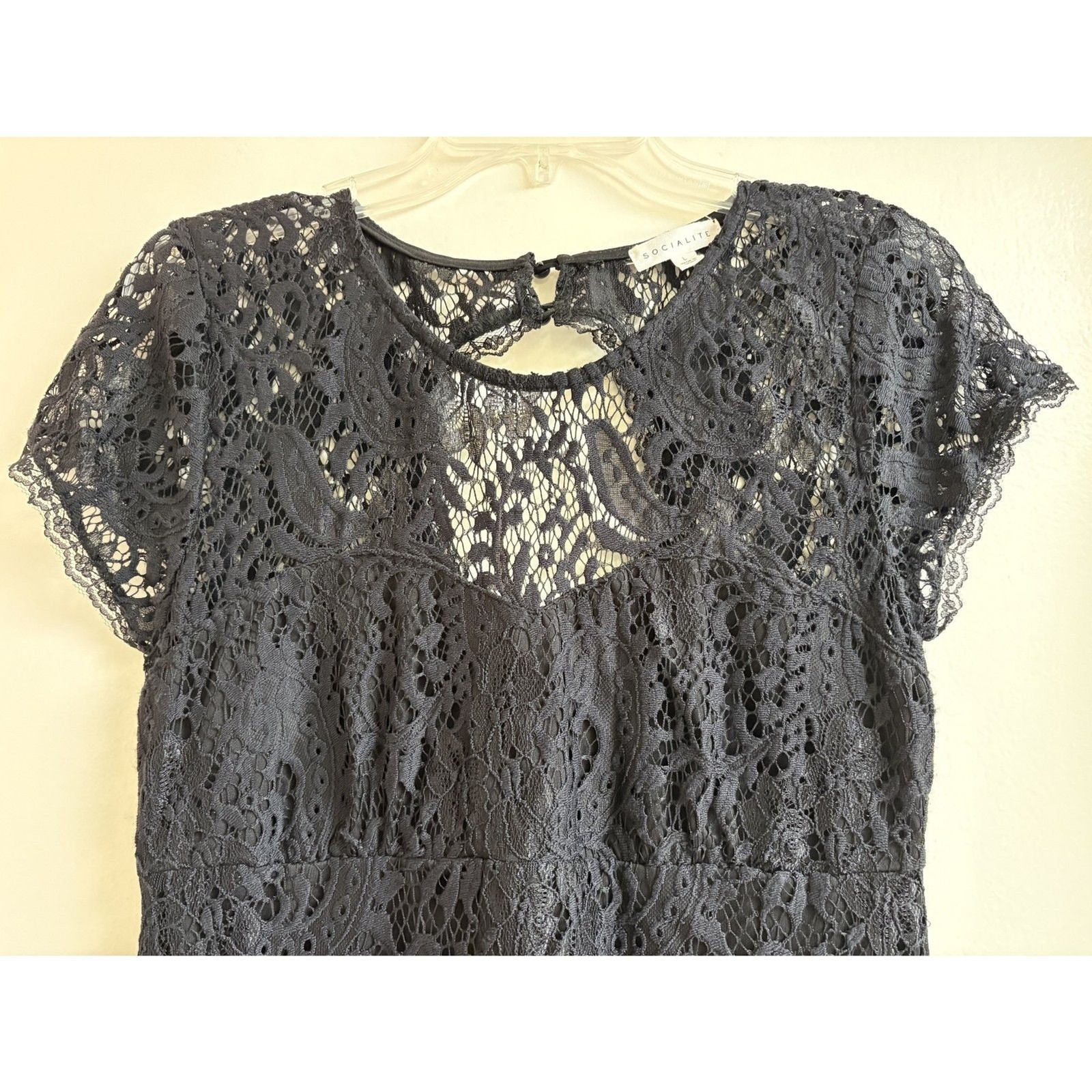 Socialite Black Lace Open Back Mini Dress M Cutout Guipure Cap Cocktail LBD Noir