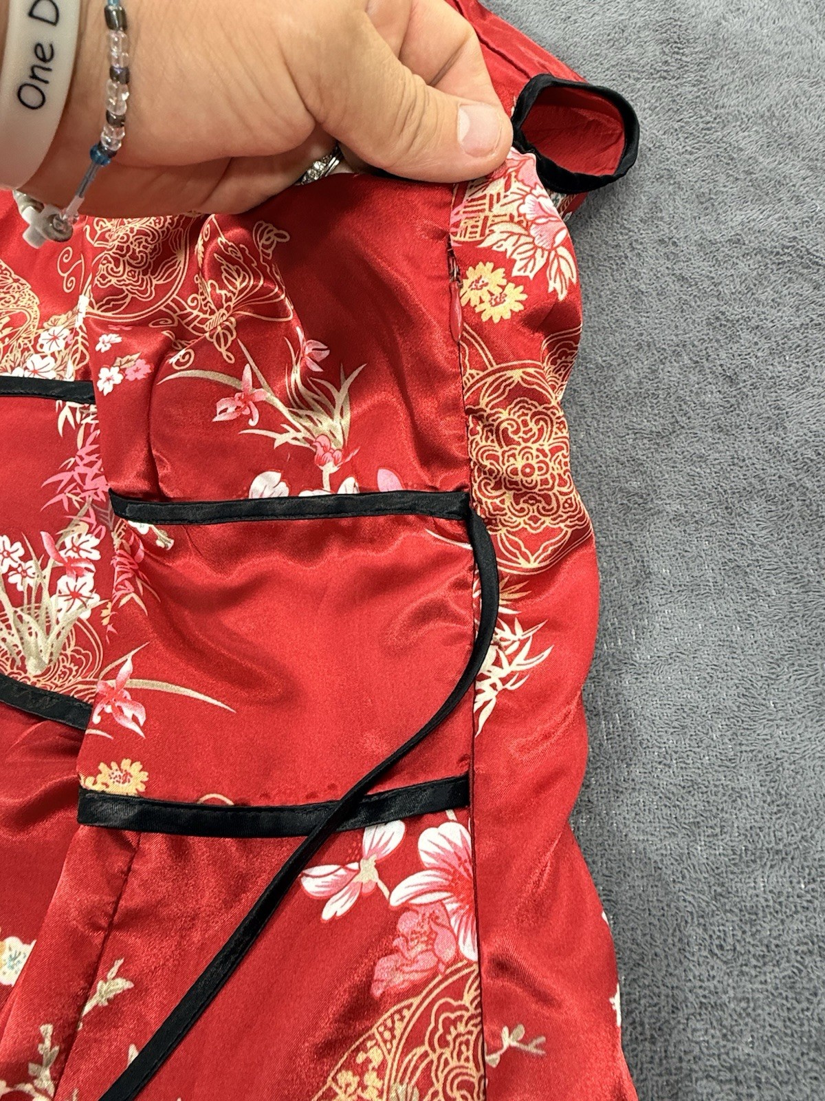 Red Asian Chinese Cheongsam Style Dress Up Women’s Size 8 Floral Satin Damaged