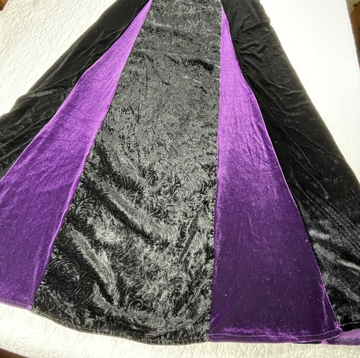 Cykxtees Purple And Black Velvet Lace Up Gothic Maxi Dress XL