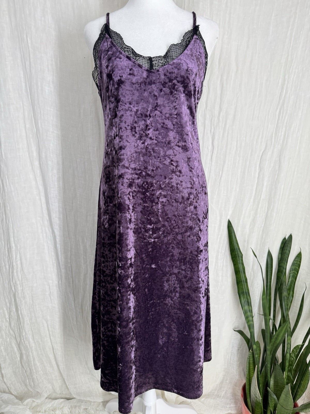 Purple Velvet Whimsigoth Slip Dress M Fairy Grunge Witchy Vampy Goth Lace Midi