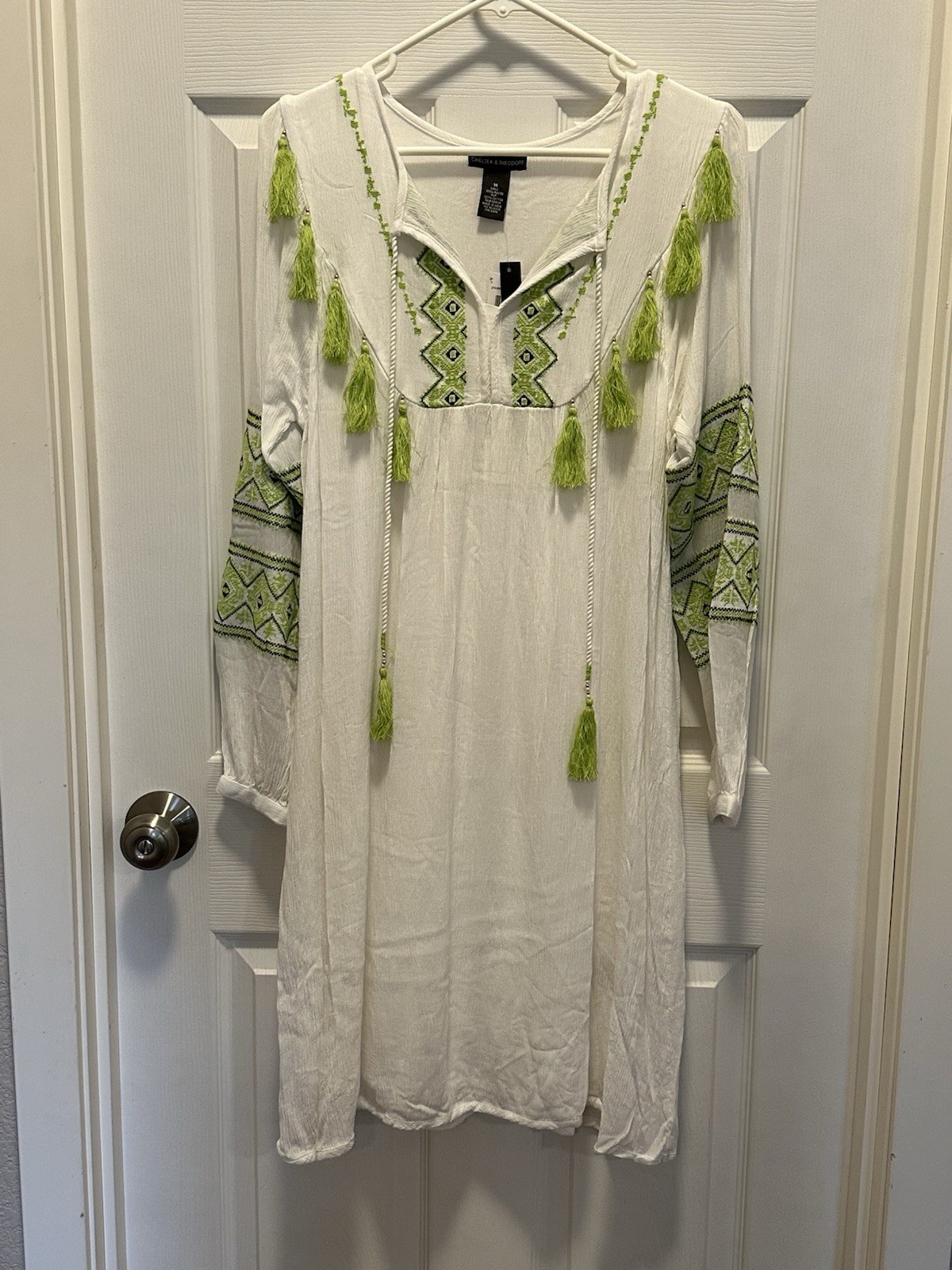 NWT Chelsea & Theodore Tassel Embroidered Boho Shift Dress Midi Size M MSRP $128