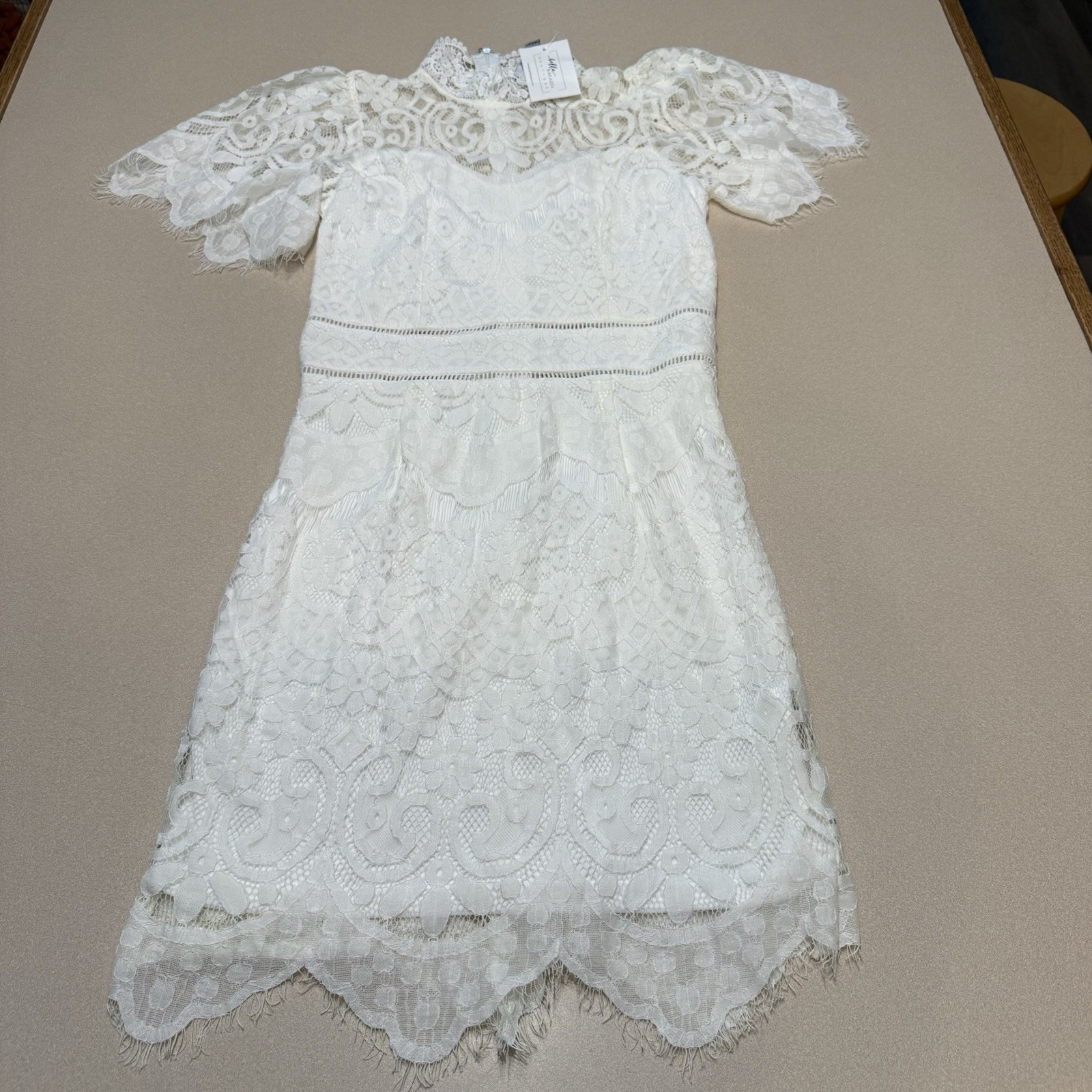 New! Bella Ragazza Botique Women’s Med Samantha Lace Dress White Bighit