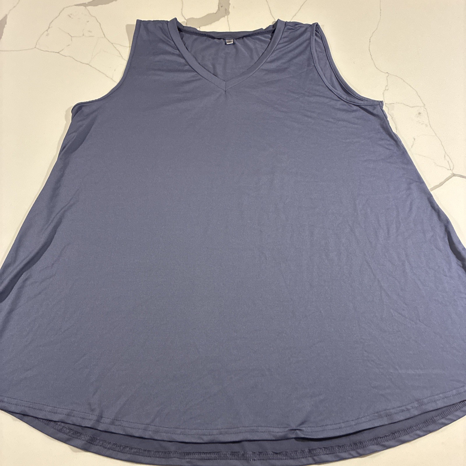 Lavender/light Purple Sleeveless V-Neck Women’s Size 2xl