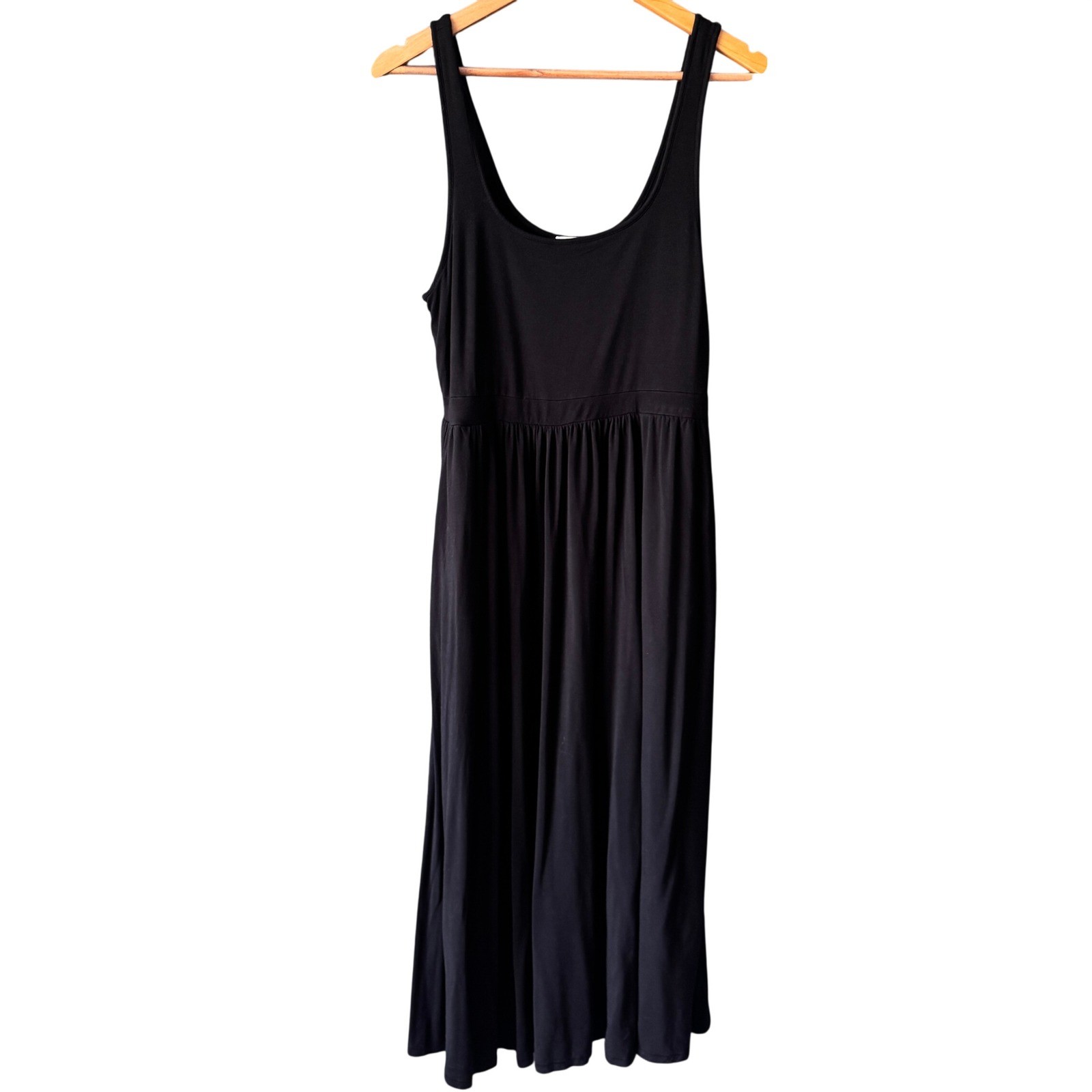 Wilfred Free Dress Women L Black Scoop Neck Travel Midi Classic Day to Night