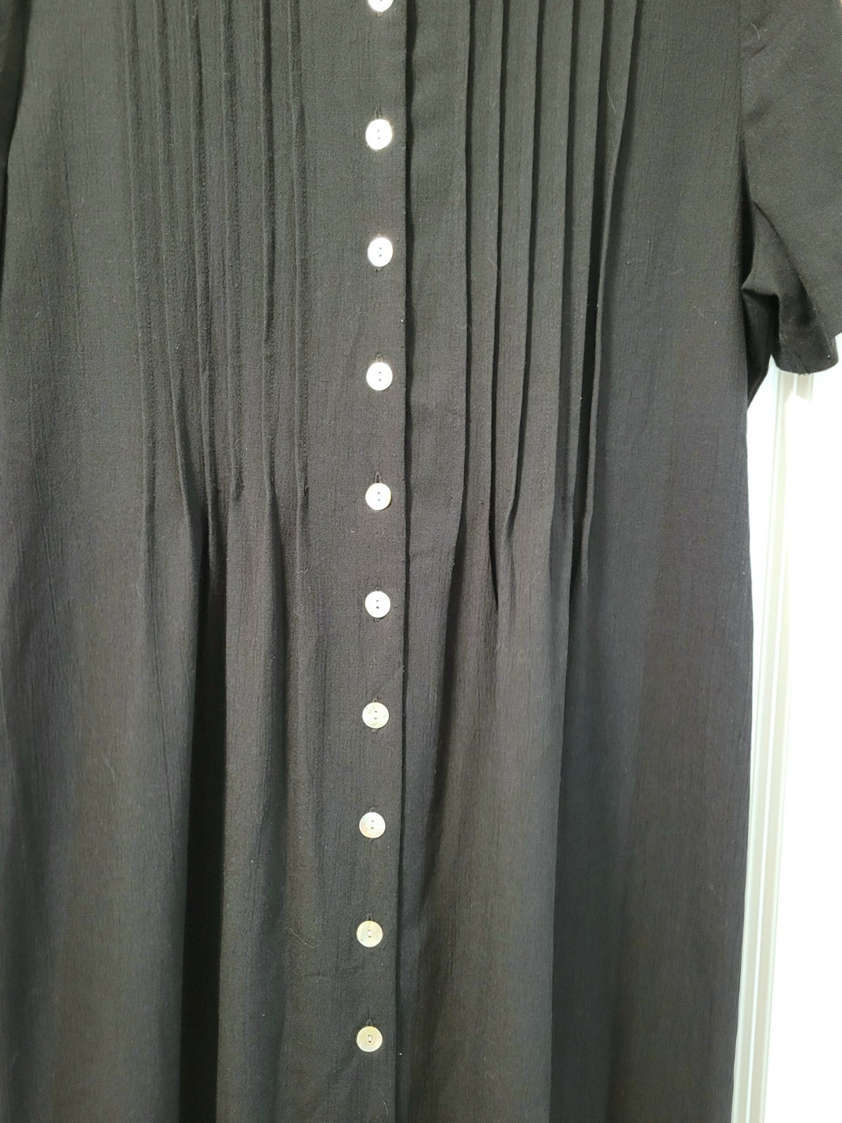 CLASSIC Kathie Lee Short Sleeve Maxi Dress Abalone-Style Buttons Tie Back Detail