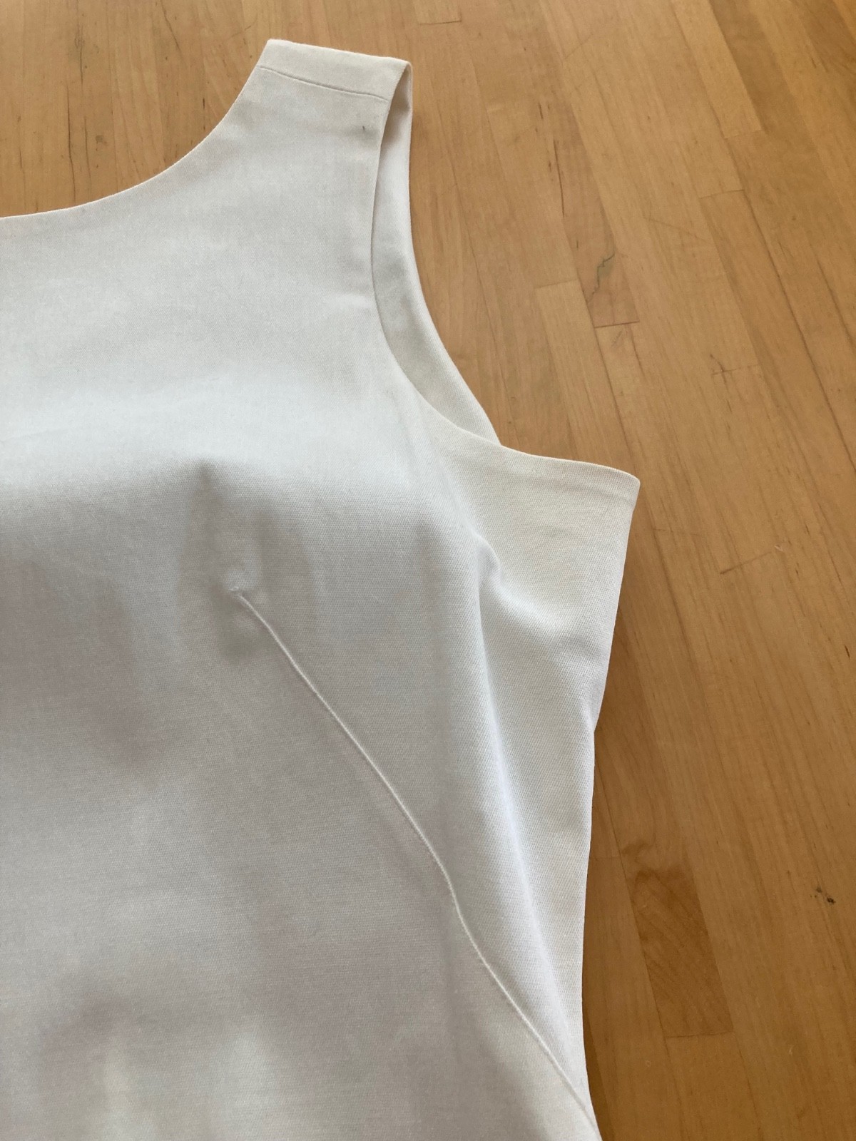 J Peterman white cotton/lycra sheath size 10-vintage/new