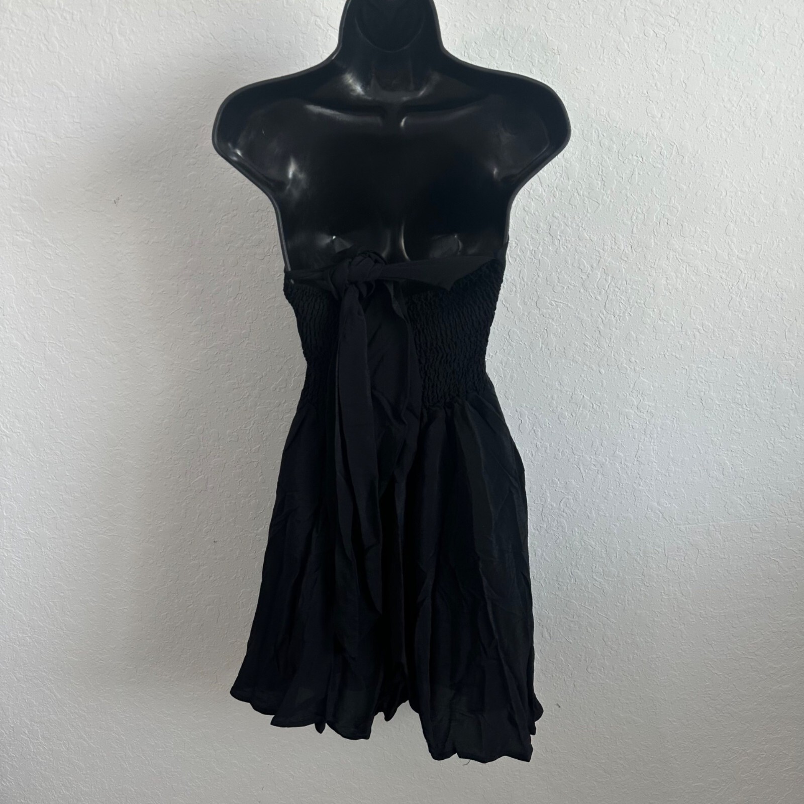 Lucy Paris Strapless Smocked Back Mini Dress Black Size Medium