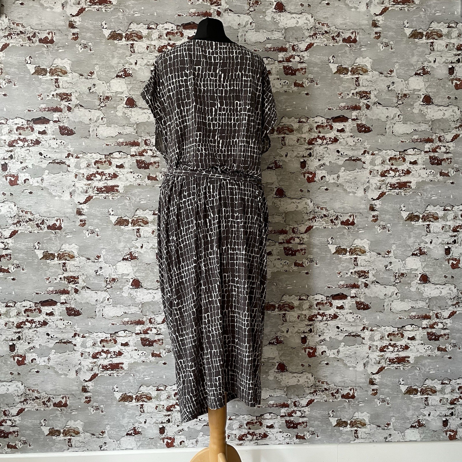 Fenn Wright Manson White & Brown Print Belted Dress Size 16 See Pictures