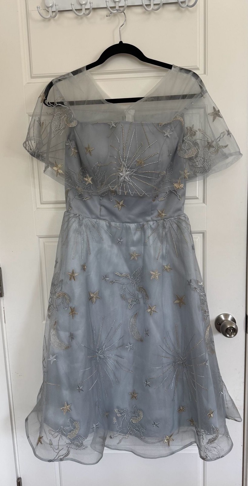 Celestial Pegasus Star Moon Embroidered Tulle Party Dress Gray M NWT