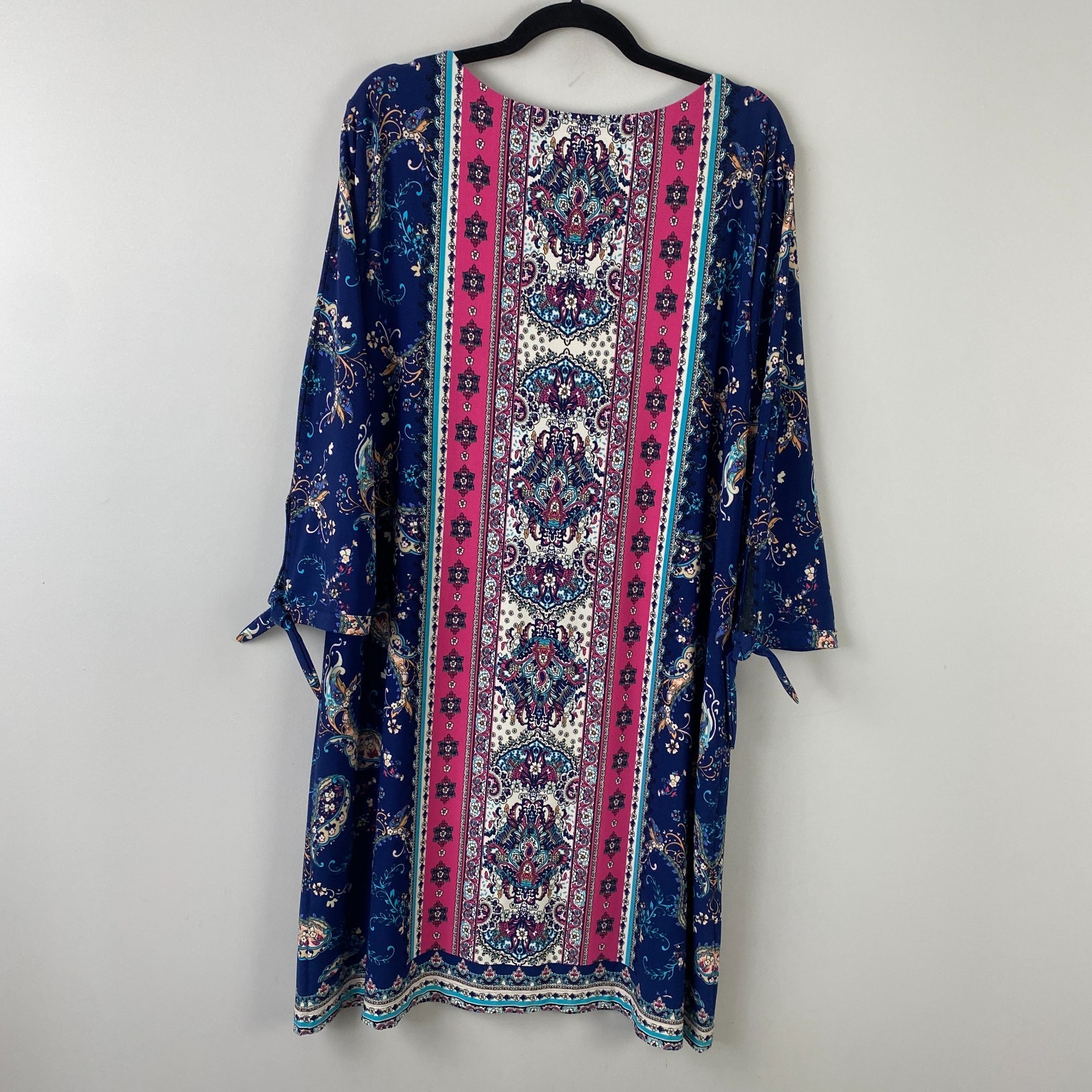 Chicos Medallion Print Tie Sleeve Shift Dress Size 4 US 20 2XL Blue Pink Floral