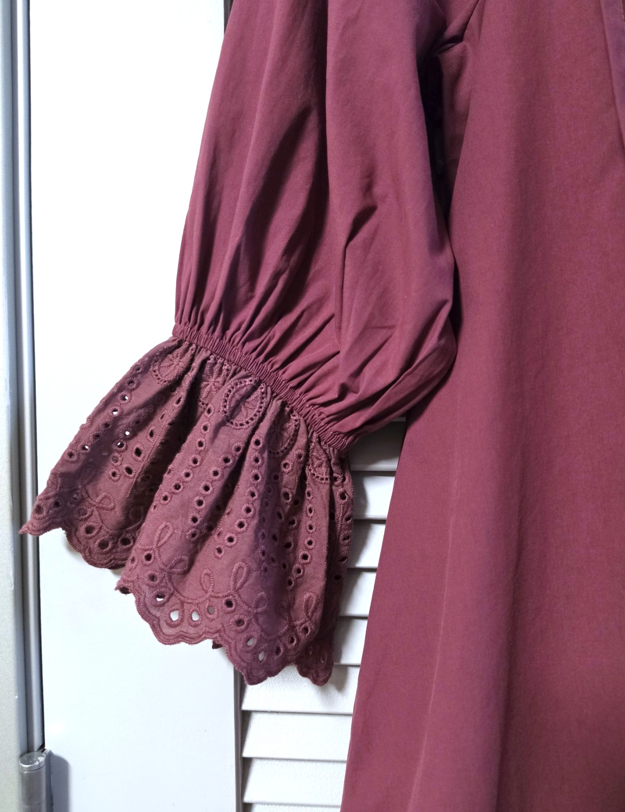 3/4 red bean pintuck button down eyelet ruffle dress M