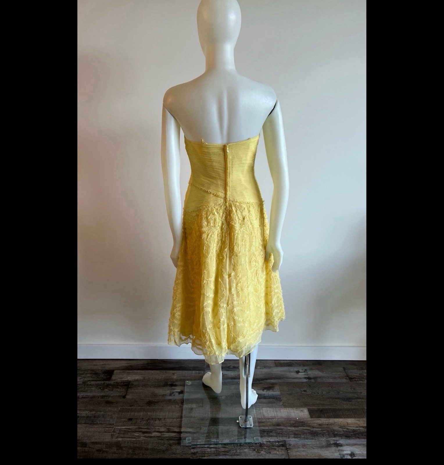 NWT BCBG Max Azria Yellow Textured Chiffon Corset Dress Size 6 / S