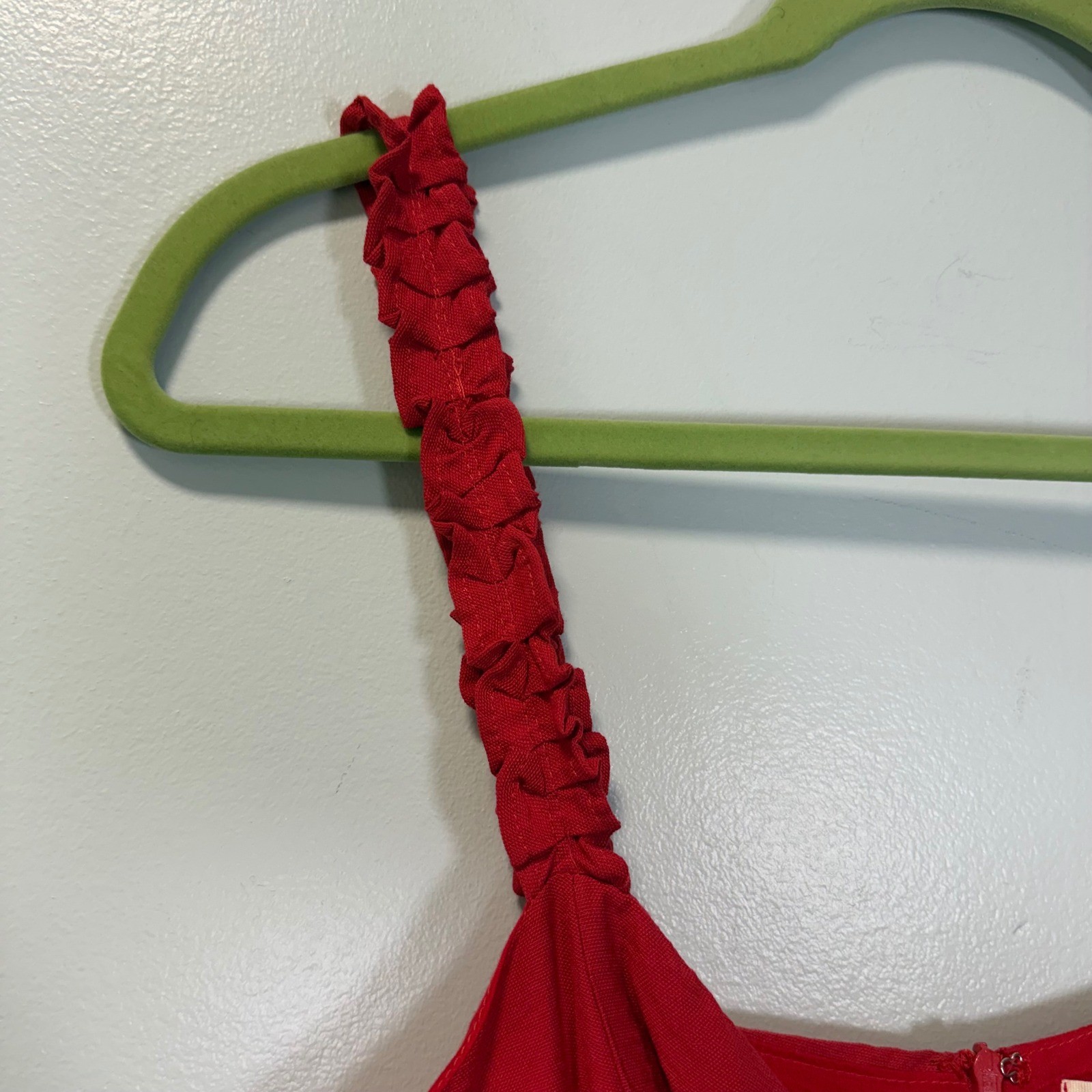 B.Original Red Tie Front Keyhole Midi Dress Ruffle Strap Button Womens M NWT