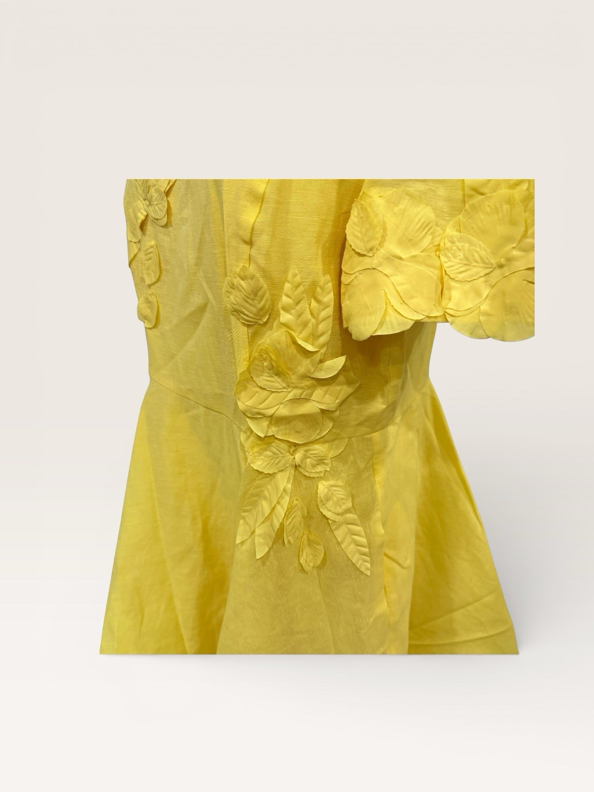 Antonio Melani SZ 8 Iris Linen Floral Appliqué Mockneck Dress Sunshine Yellow