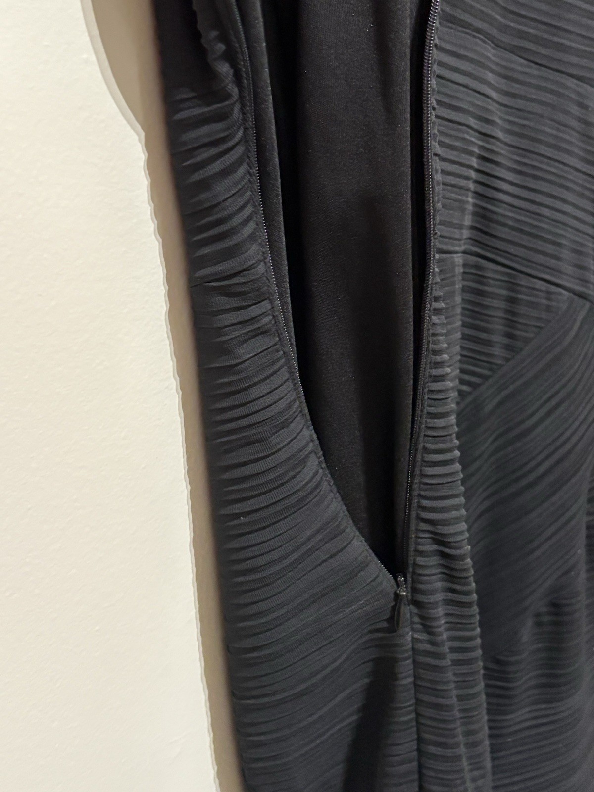 DECODE 1.8 Asymmetrical Neckline Sheath Dress Size 8 With Beaded Accent Lined