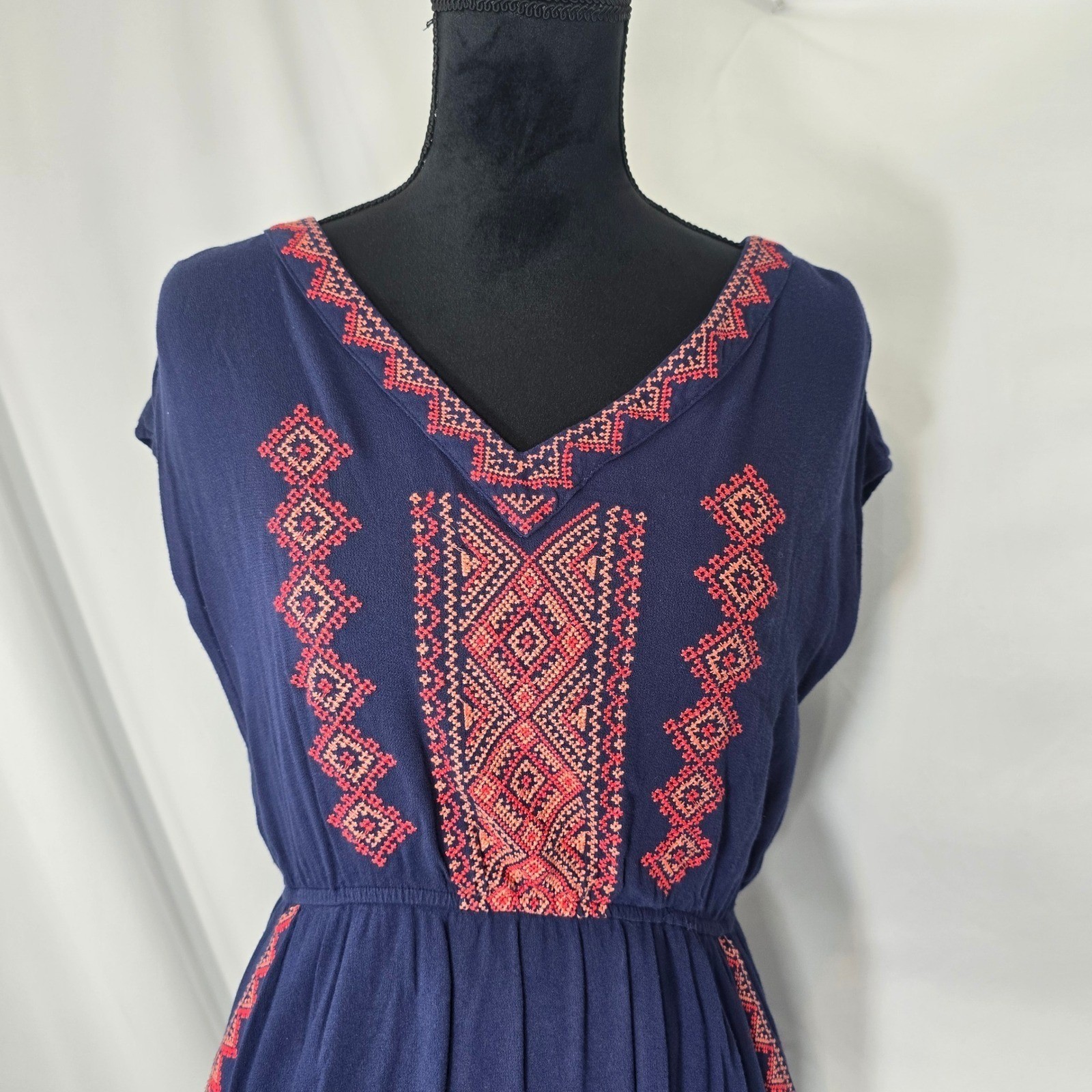 Skies Are Blue Navy Blue Embroidered Boho V-Neck Mini Dress Pockets 93489 Sz Med