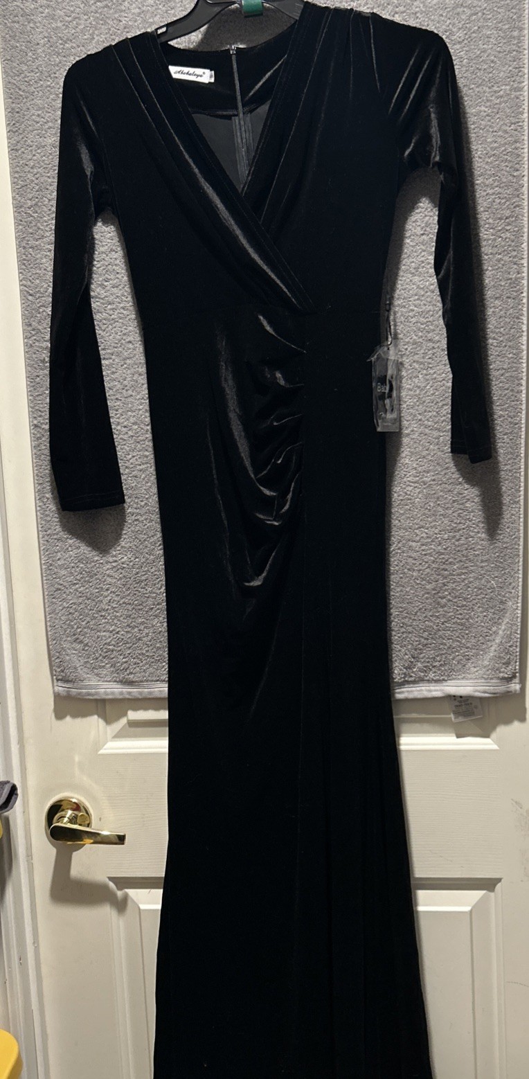 NWT Ababalaya Women’s Black Long Sleeve Faux Wrap Velvet Maxi Dress Size 60 –