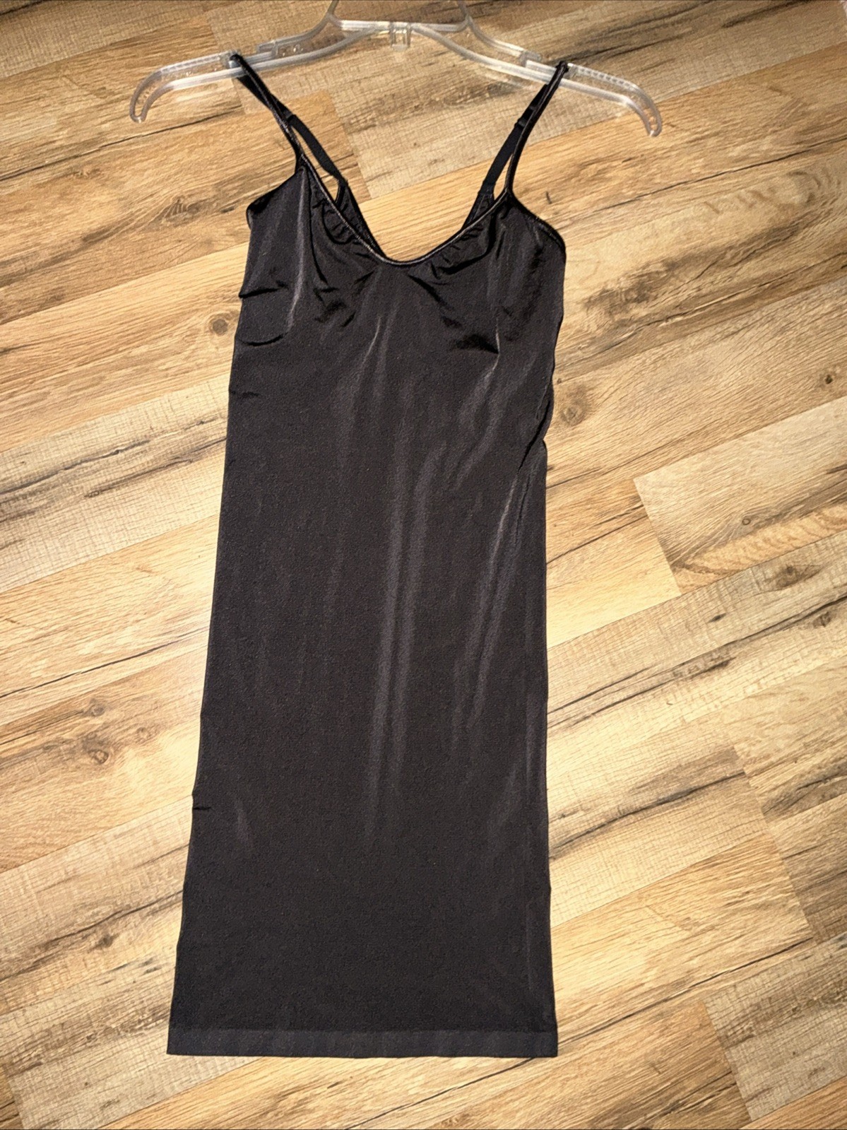 Victoria Secret Black Shaper Slip Shapewear Built-in Shelf Bra Sz Med Pink Label