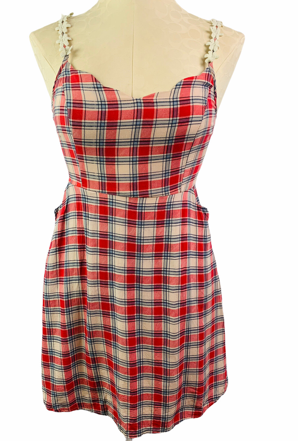 Small Alythea Junior Women’s Red Plaid Dress Pockets Open Back Lined
