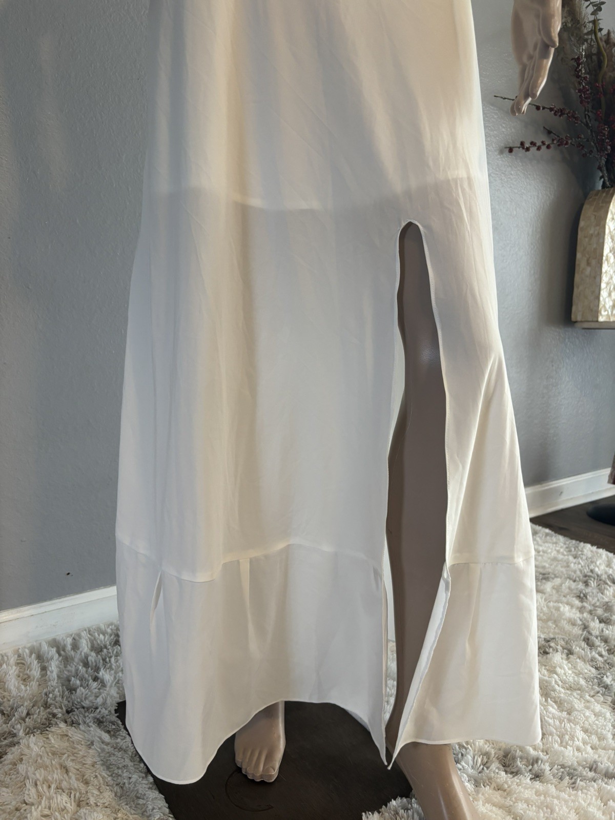 Long White Dress – Size Medium