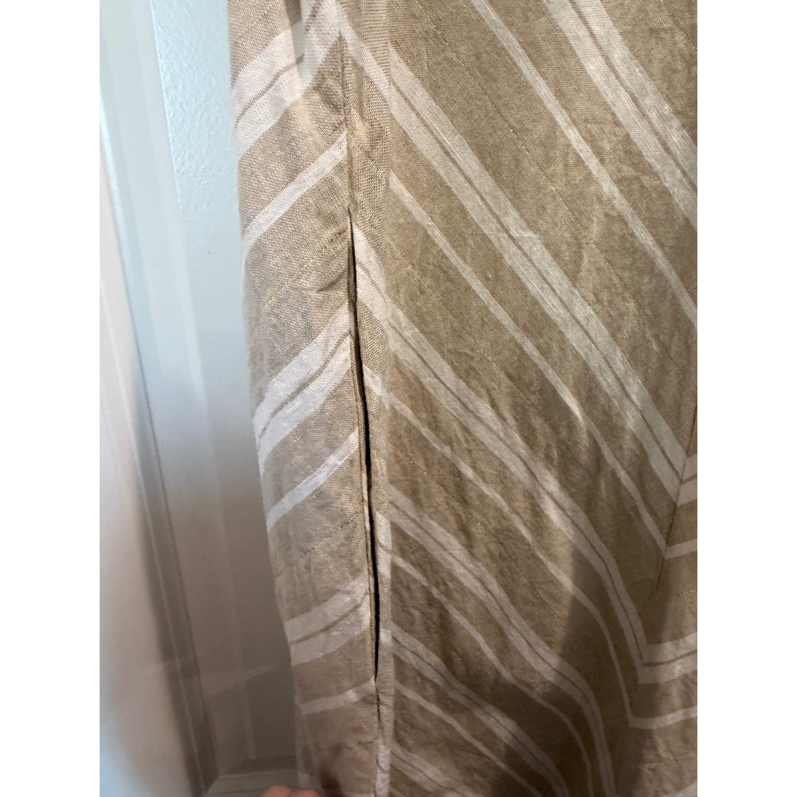 Liz Claiborne Linen Blend Striped V-Neck Shift Dress Tan Gold Metallic Women M