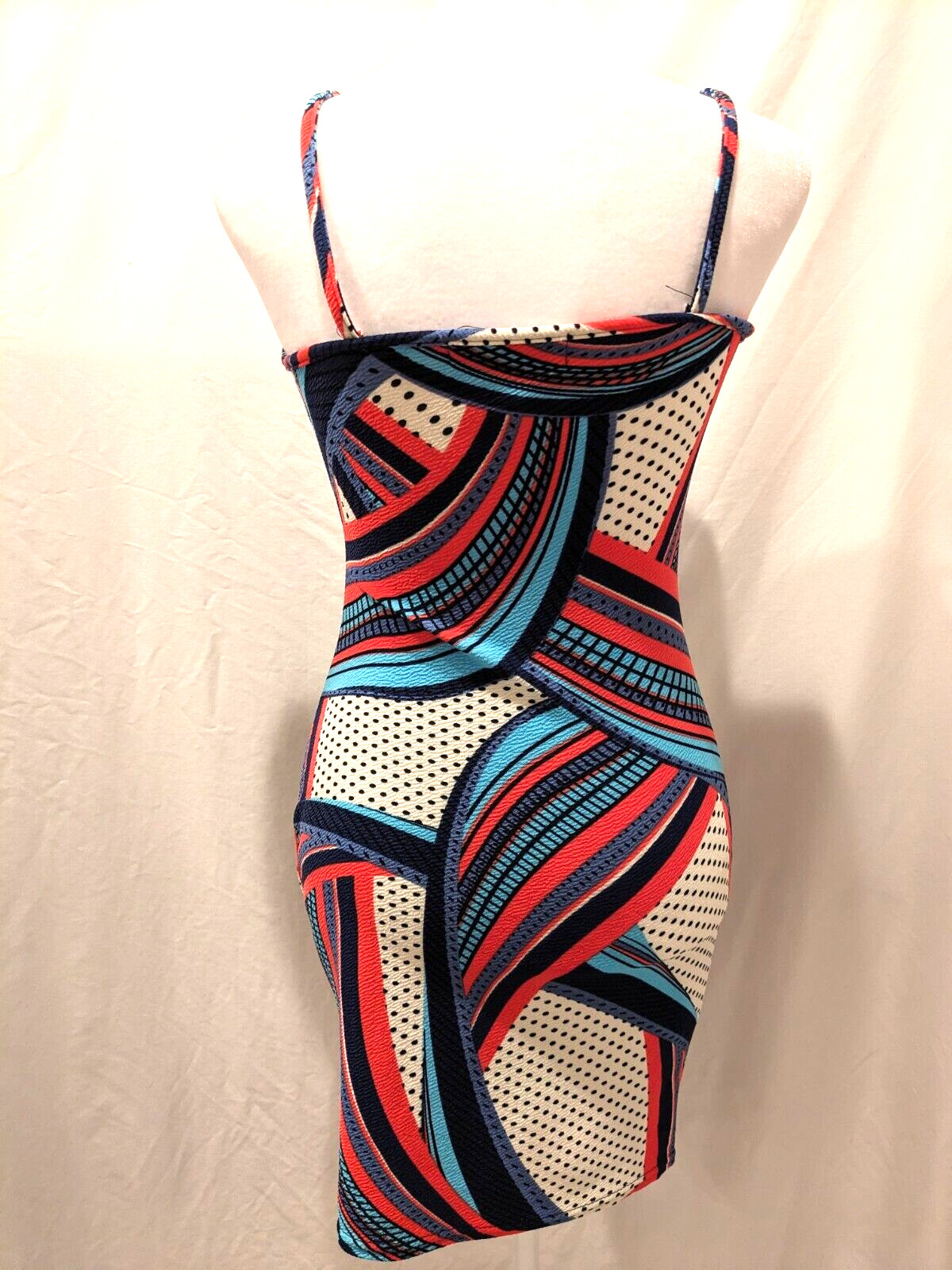Boohoo Womens Cami/Sheath Shapely and Strapy Abstract Colorful Dress Sz: 4 Artsy