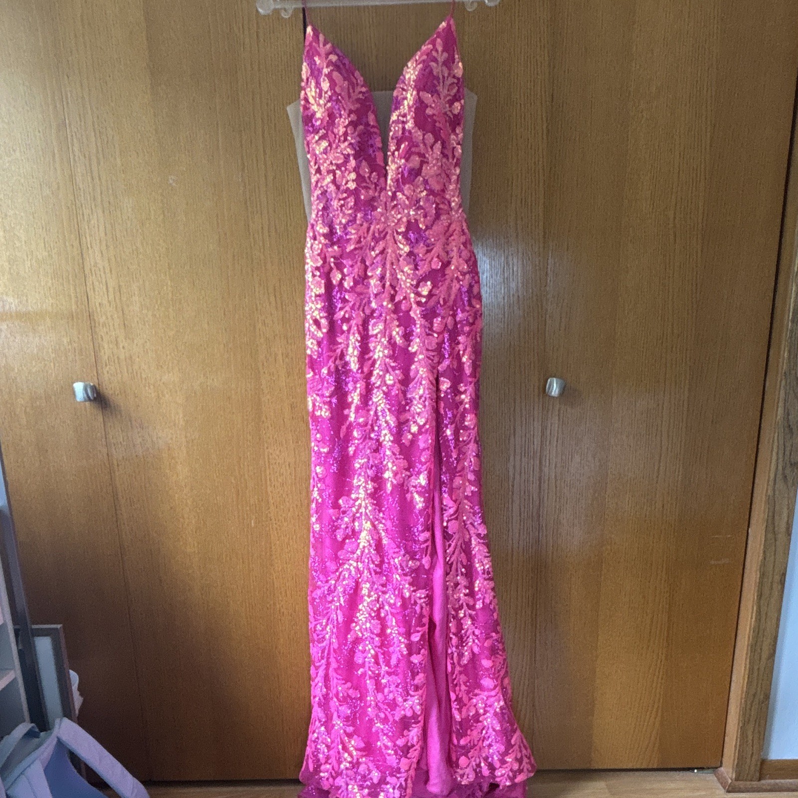 Amarra Pink Floral Sequin Mesh V-Neck Long Lace-Up Open Back Gown Size 4