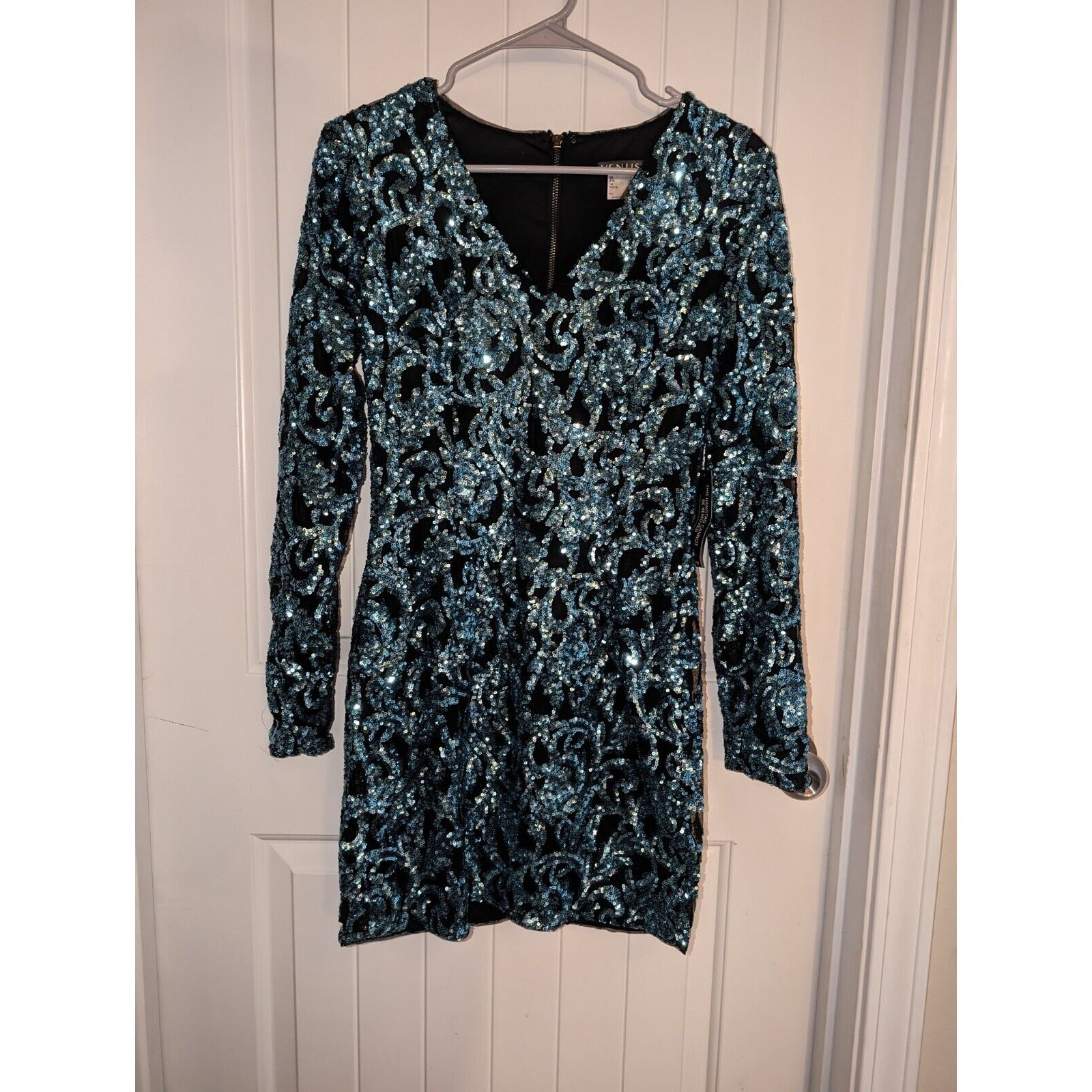 NEW Black and Turquoise Sequin Mini Dress Venus Cocktail Dress Sz 4 Long Sleeve