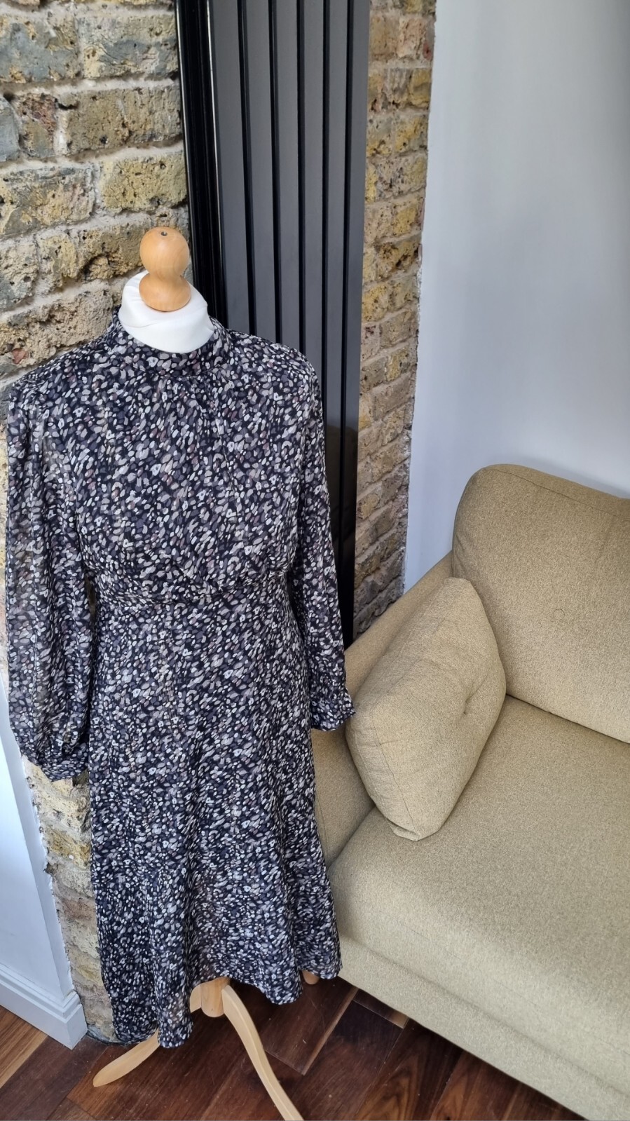 Feather & Bone Longsleeved Midi Dress. Size 10. Black Multicoloured Animal Print