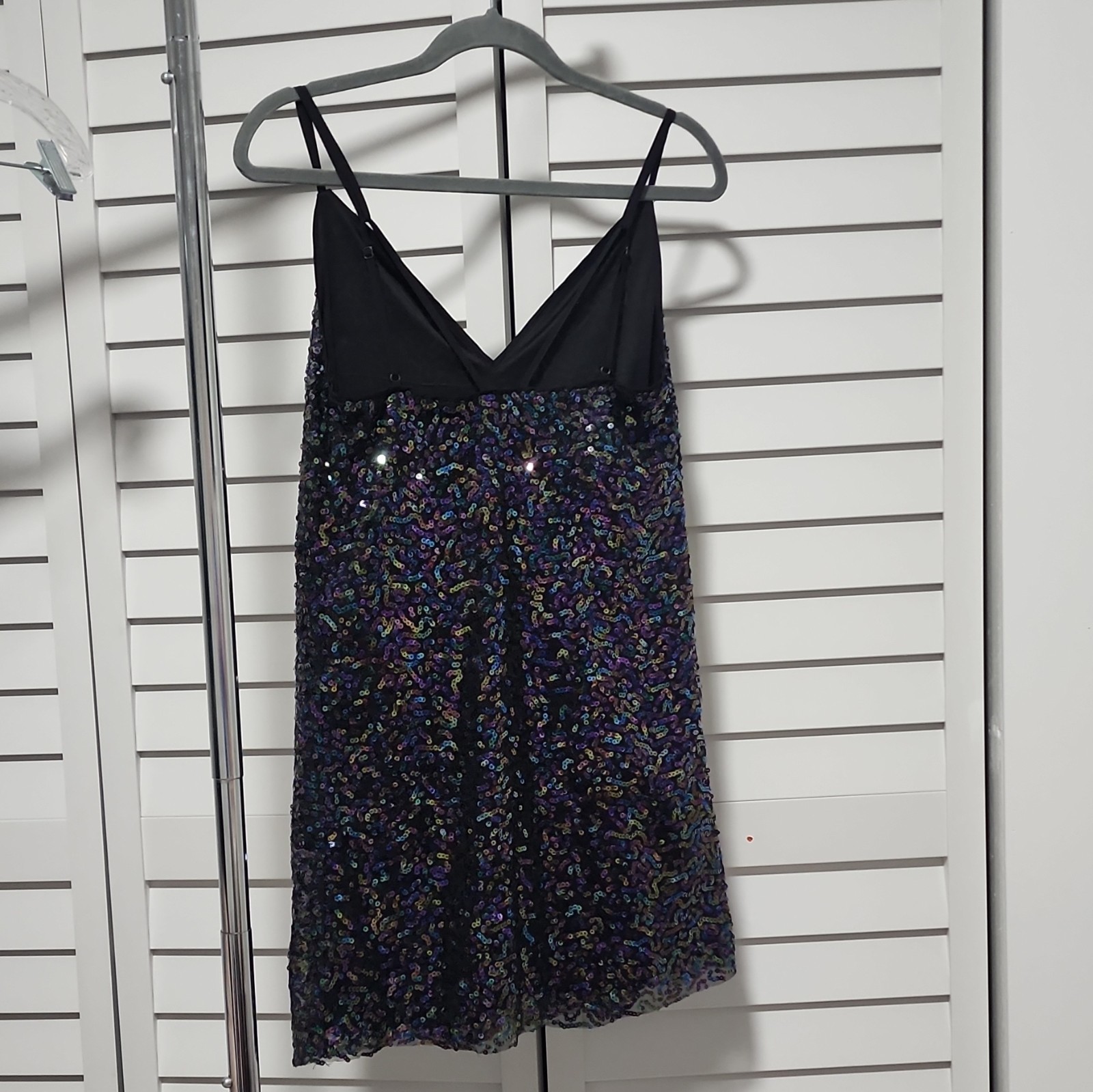 BCBGeneration Black Sequin Slip Mini Dress V-Neck Spaghetti Straps Women’s S