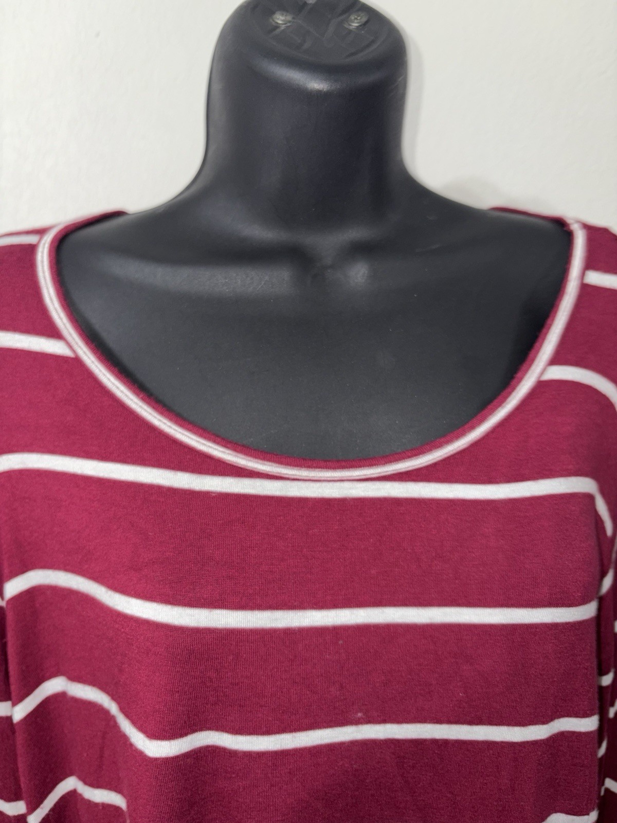 7th Ray Knit Blouse Top Women Large Long Sleeve Lace & Button Accents Maroon