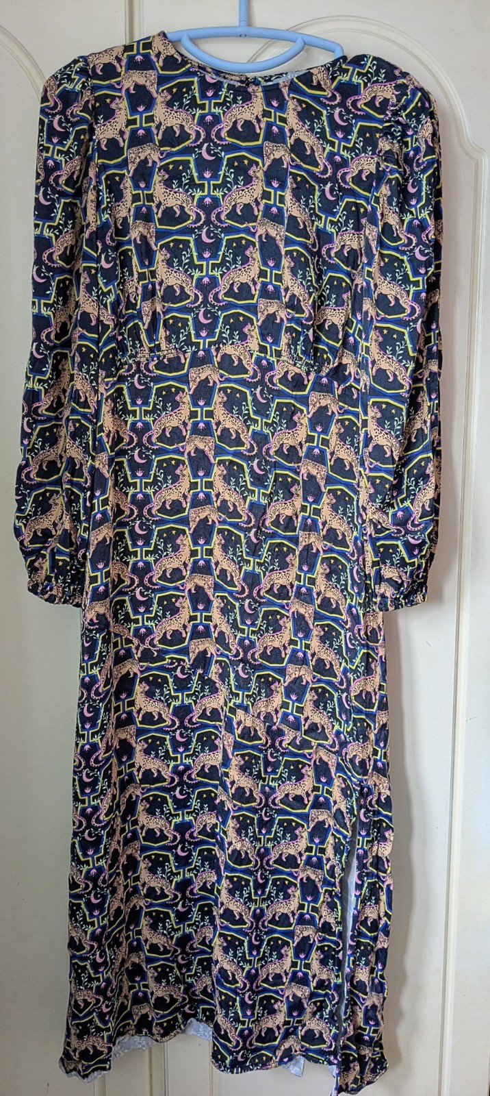 Oliver Bonas Size 10 Long Sleeved Feline Inspired Dress