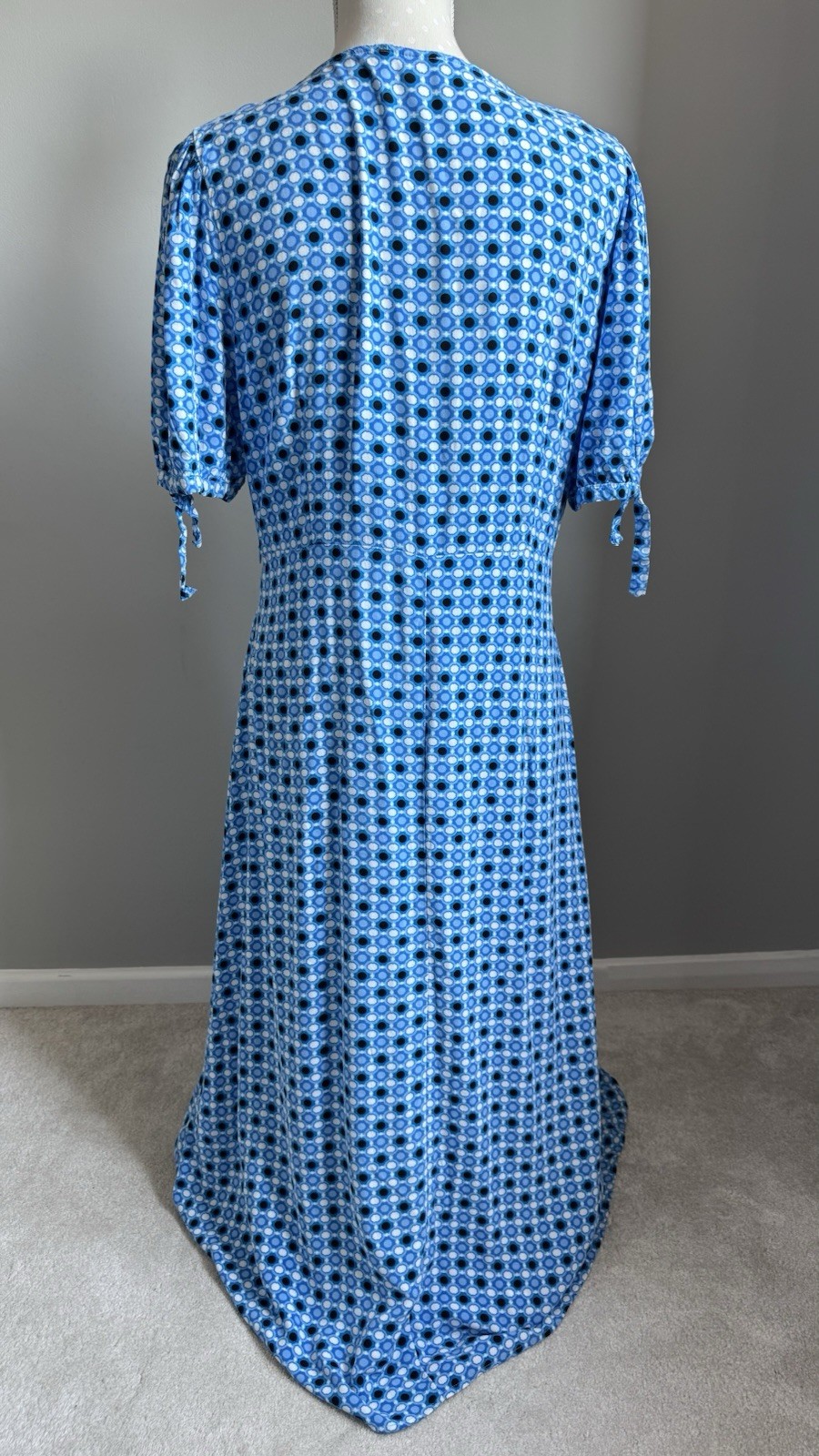 FINERY BLUE PATTERNED SHORT SLEEVE VISCOSE EMPIRE LINE MIDI DRESS SIZE 14