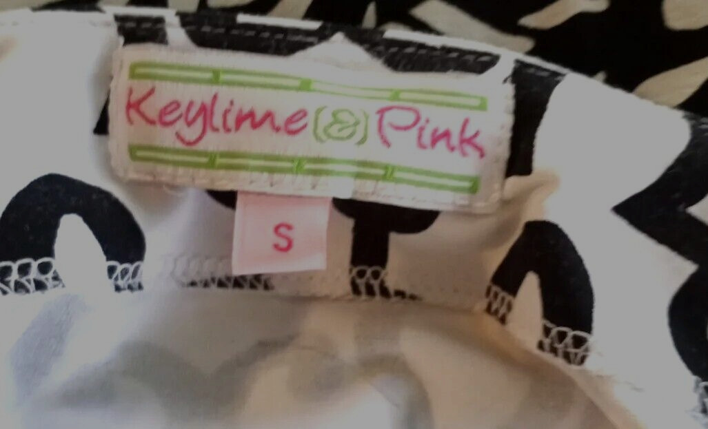 Key Lime Pink Size Small Dress Front Pockets Nylon Spandex Blend 38 in Chest