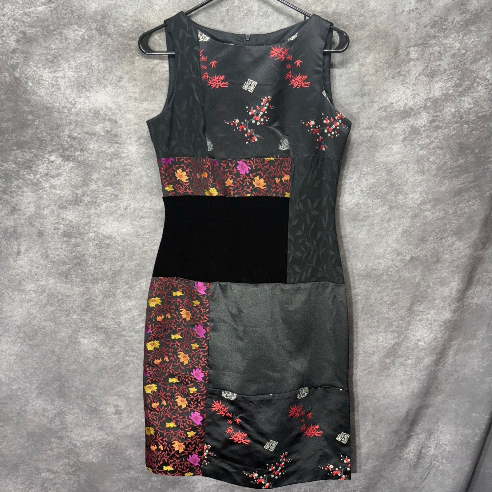 Vintage David Warren Asian Floral Satin Velvet Patchwork Sheath Dress Size 6