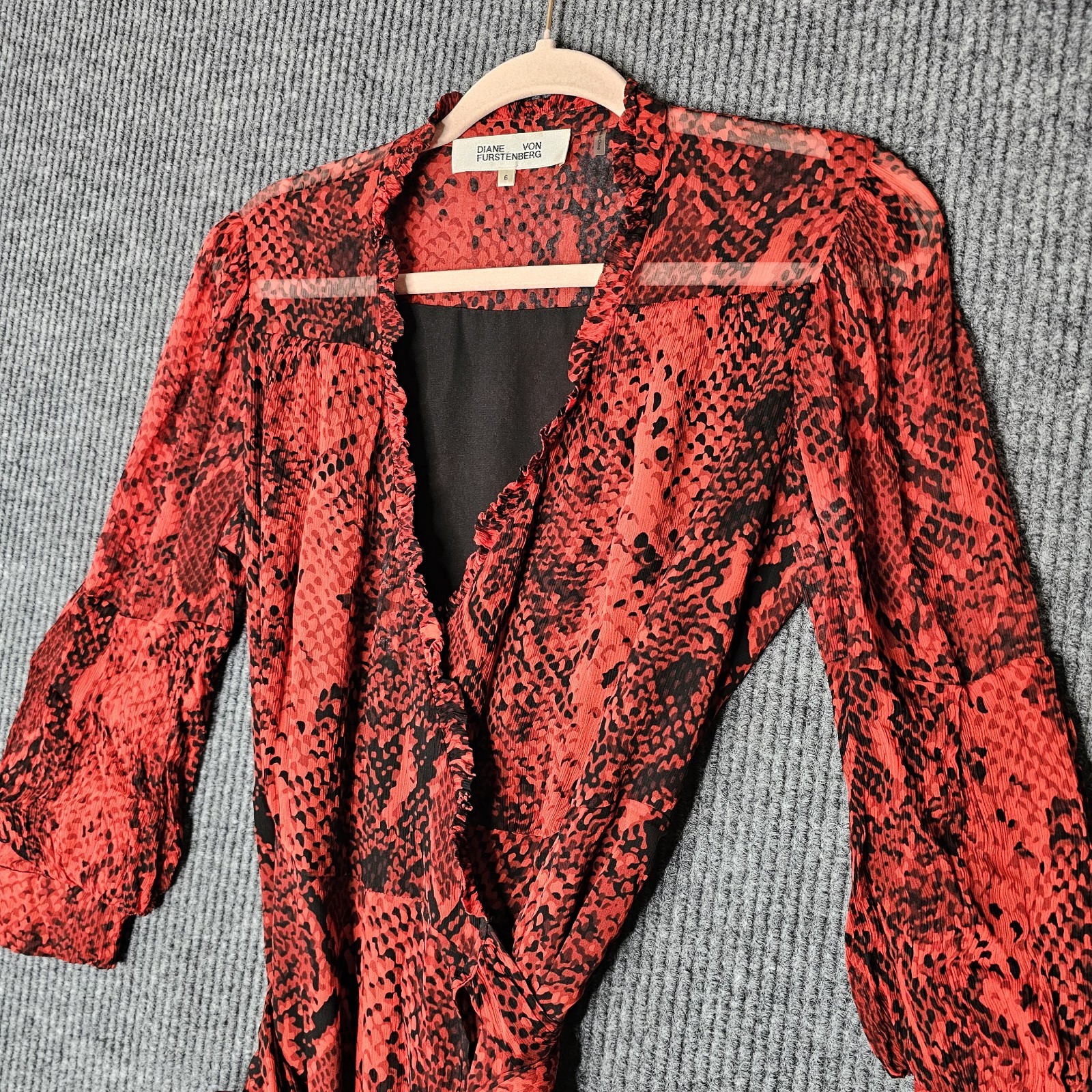 Diane Von Furstenberg Adele Wrap Snake Print Red V-Neck 3/4 Sleeve Dress 6