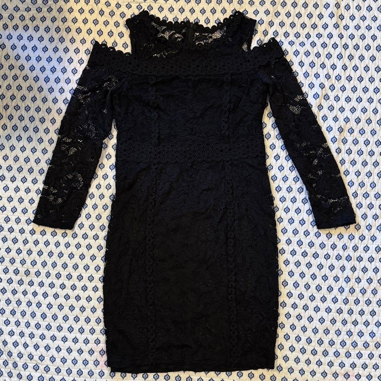 Bisou Bisou 14 Elegant Black Lace cold Shoulder Dress zipper back