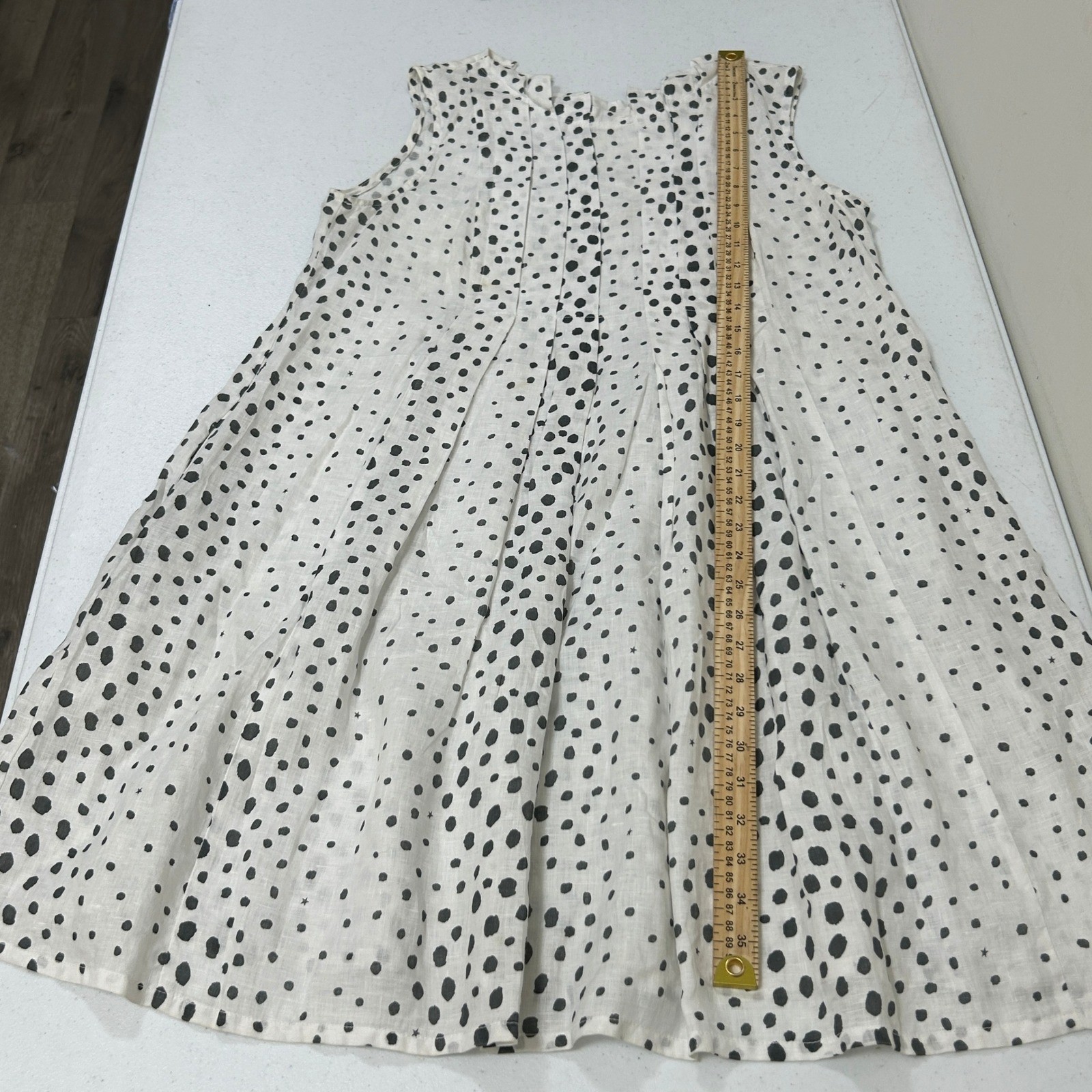 White Black Polka Dot Pintuck Pleated Linen Blend Sleeveless Shift Dress Pockets