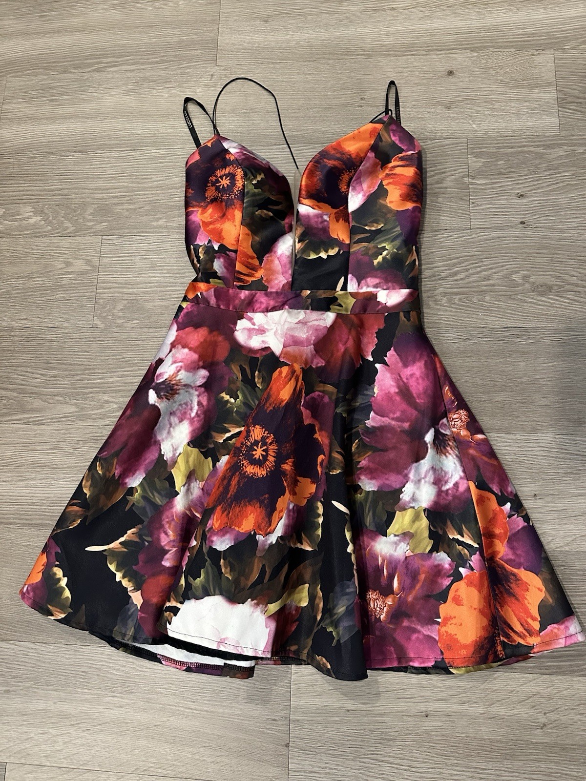 Lucci Lu Floral Fit & Flare Mini Dress V-Neck Lace-Up Back, Size 10