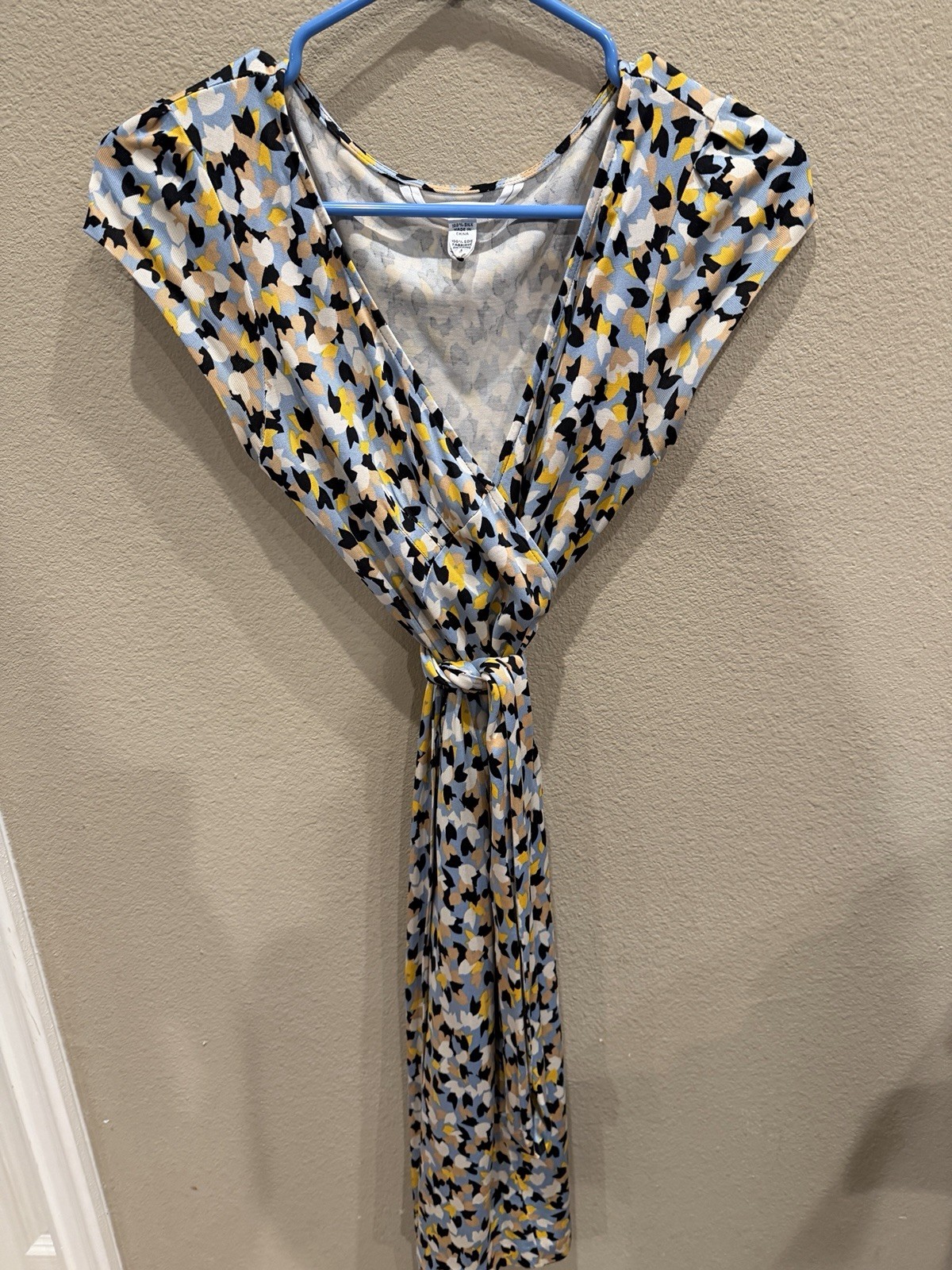 Diane von Furstenberg DVF 100% Silk Wrap Dress Size 6 Blue Yellow White Print