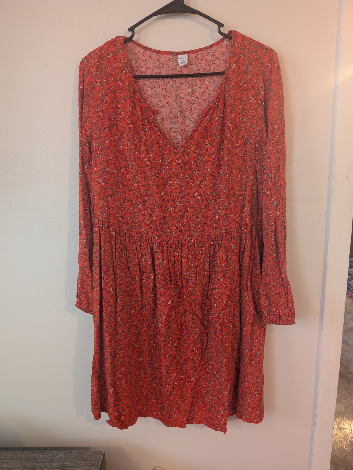 Old Navy Women’s Dark Orange/Red Floral V Neck Long Sleeve Sundress Size Small