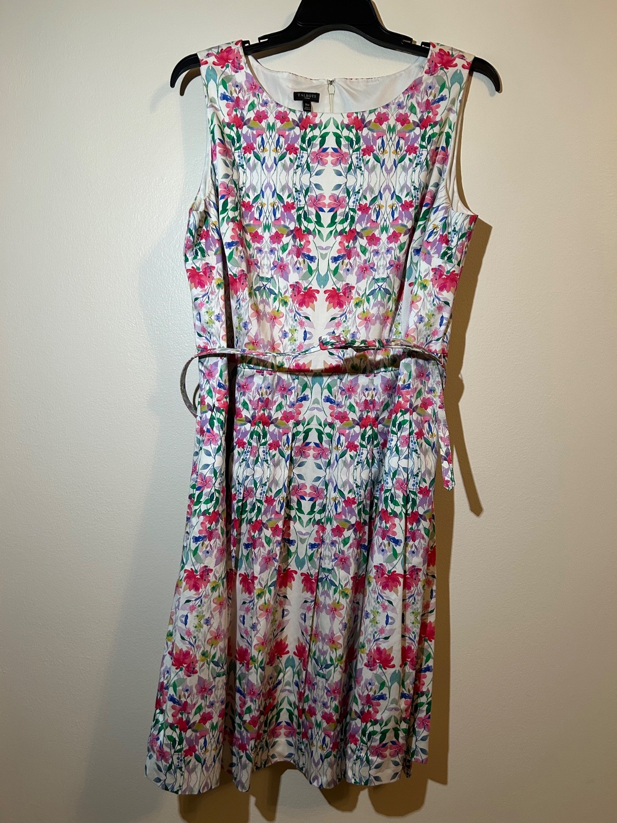 Talbots sleeveless Garden Floral Dress 18W Pleated Fit & Flare with Belt