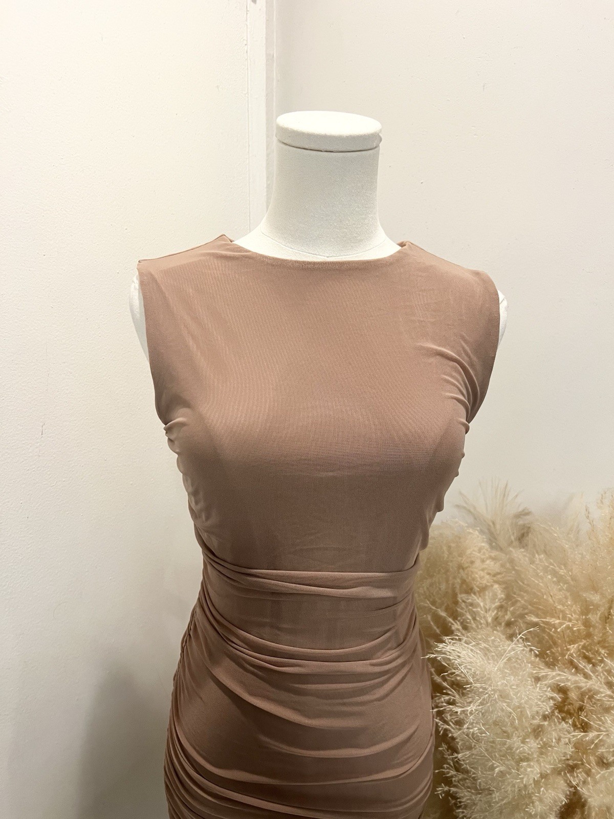 Rosevelvet Beige Solid Bodycon Midi Dress Crew Neck Ruched Zip Mesh Stretch L