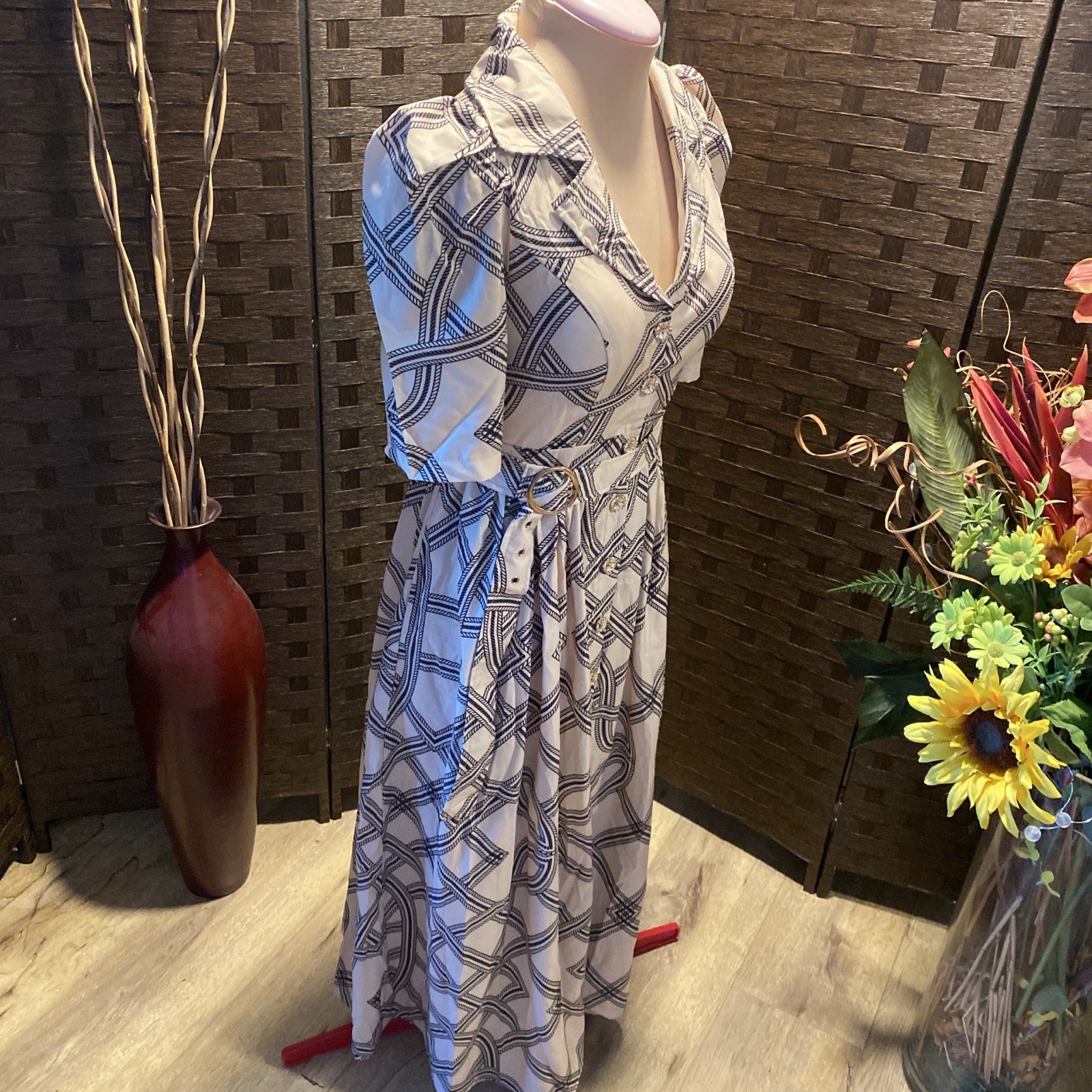 Black & White Geometric Maxi Dress with Belt Fits Small to Medium