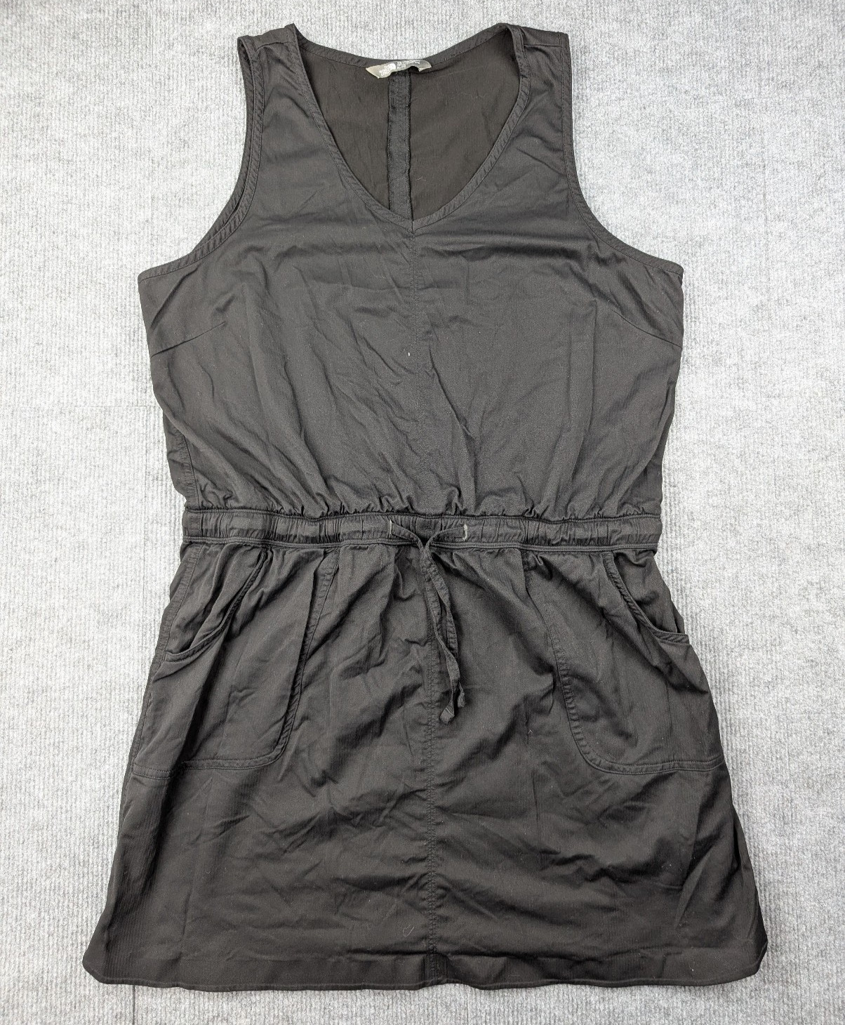 The North Face Never Stop Wearing Dress Womens XL Black Athleisure Outdoor Light