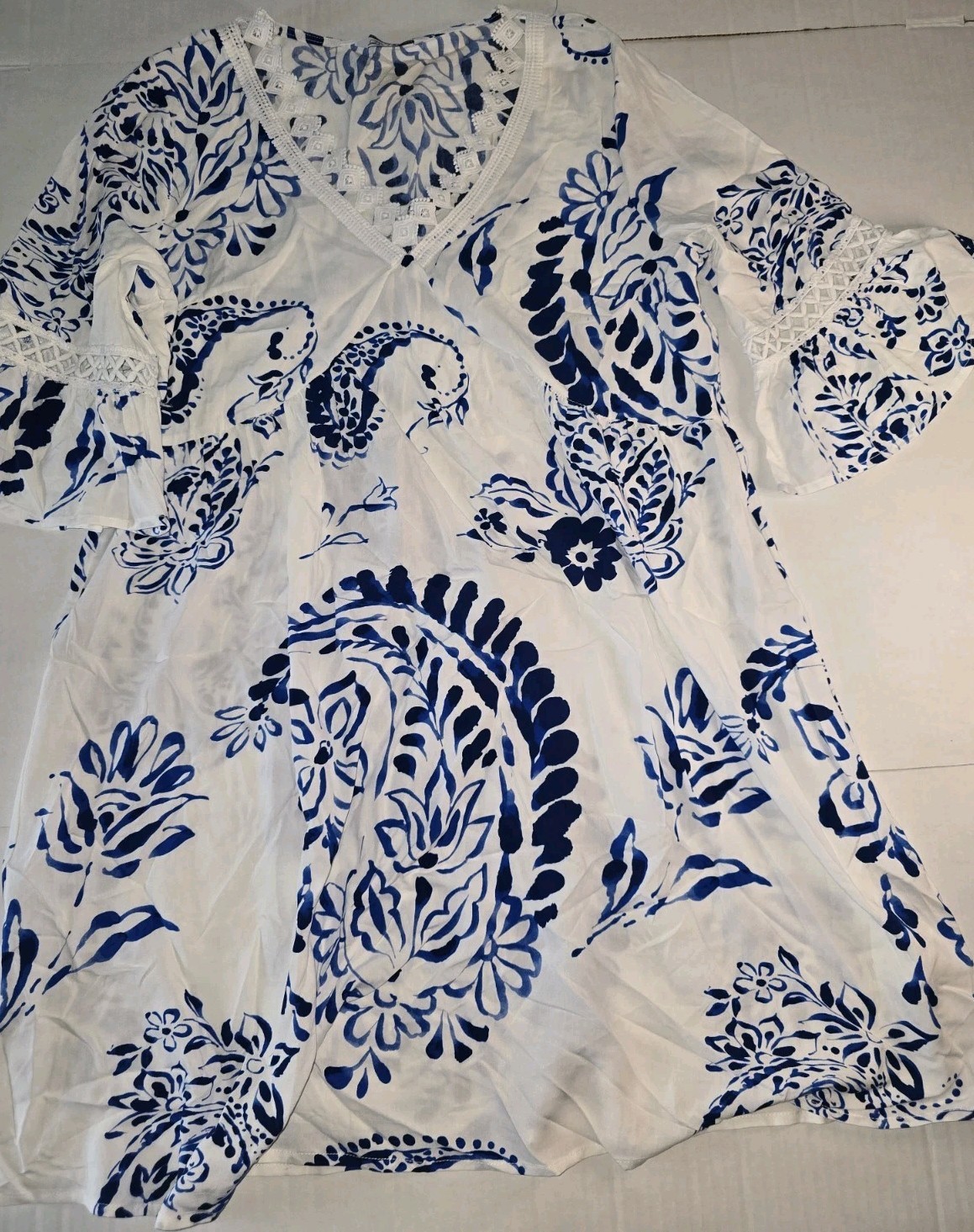 Cupshe Womens Boho Tunic White Blue Floral Bell Sleeve Beach Dress Size M