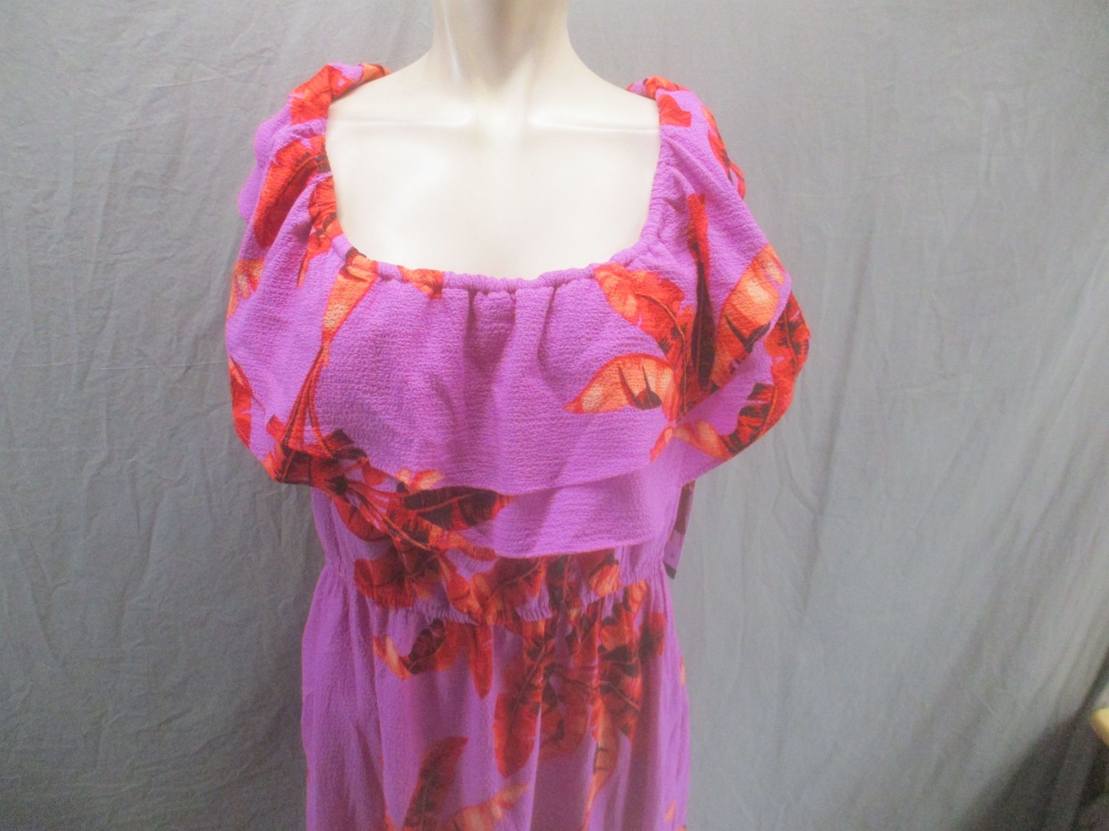 NWT Sofia Vergara Size L Womens Multicolor Floral Ruffle Front Long Dress 873