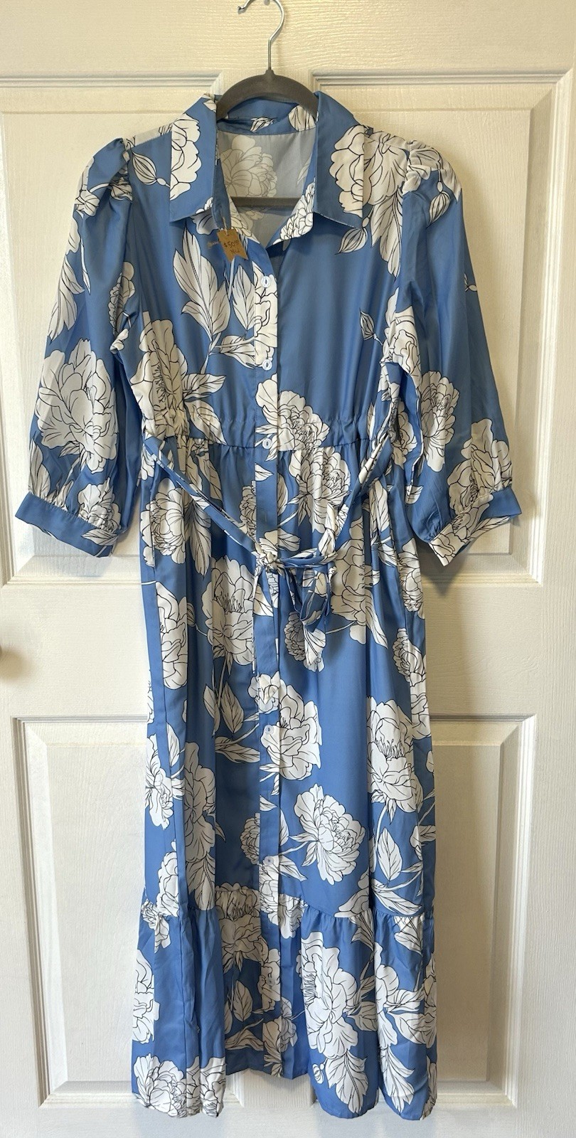 Women’s Floral Button Up Dress Large