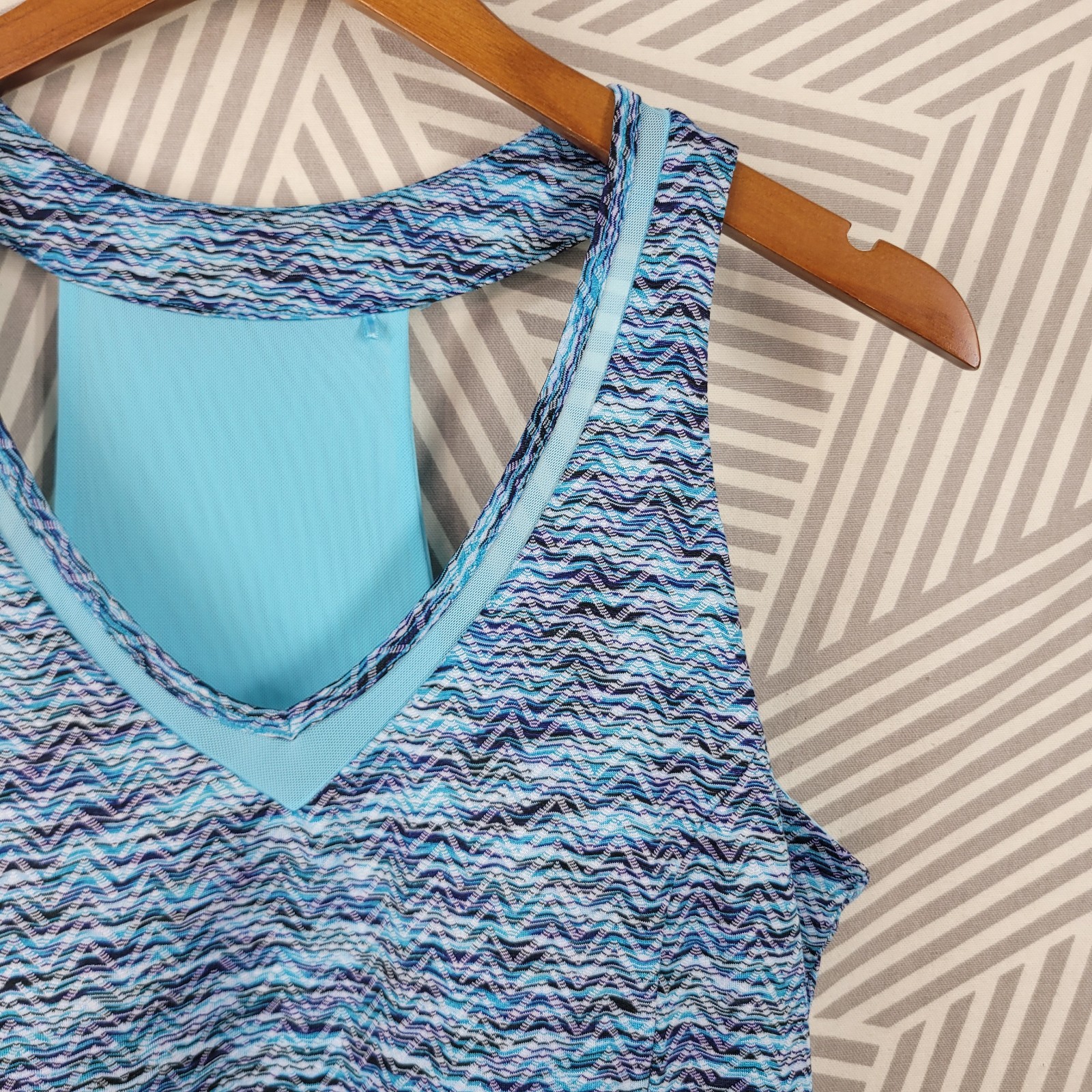 MPG Athletic Dress Size Large Yoga tennis golf Athleasure Turquoise blue Hiking